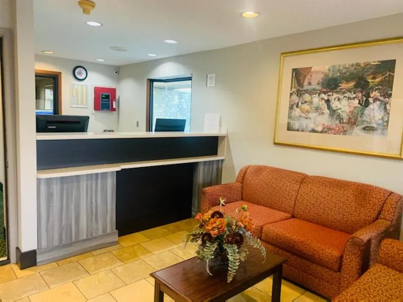 Rodeway Inn Columbus West