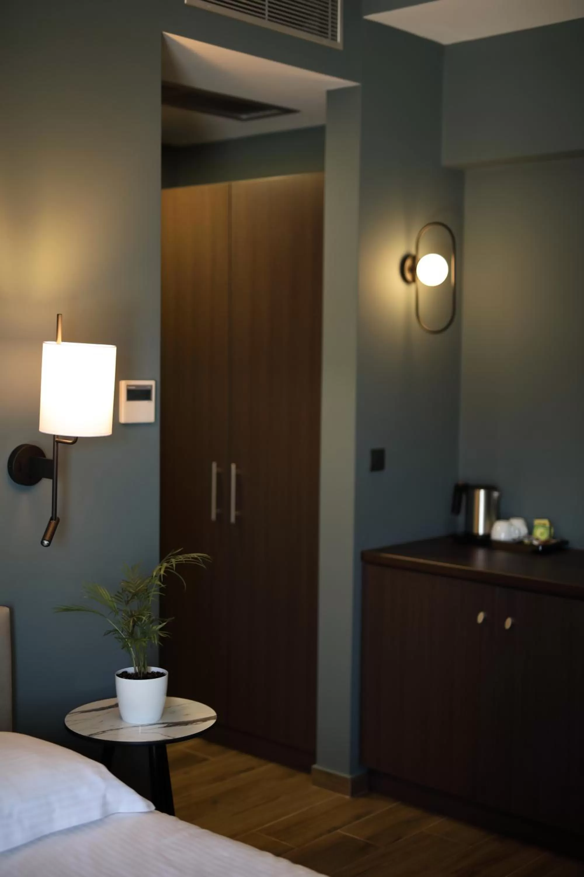 Coffee/tea facilities, Bed in Athens21