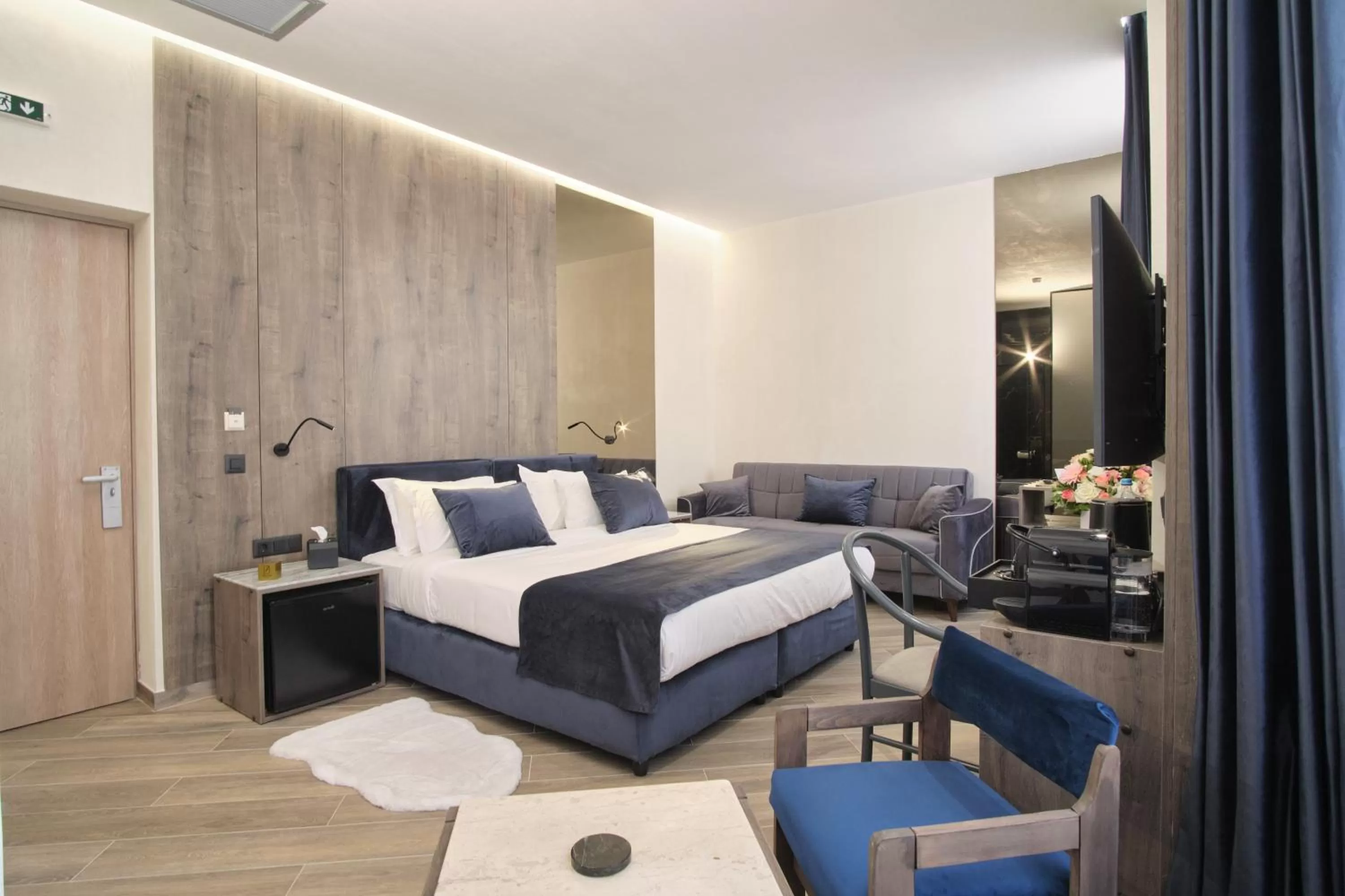 Bed in Athens The L7 Str - Luxury Boutique Collection Hotel
