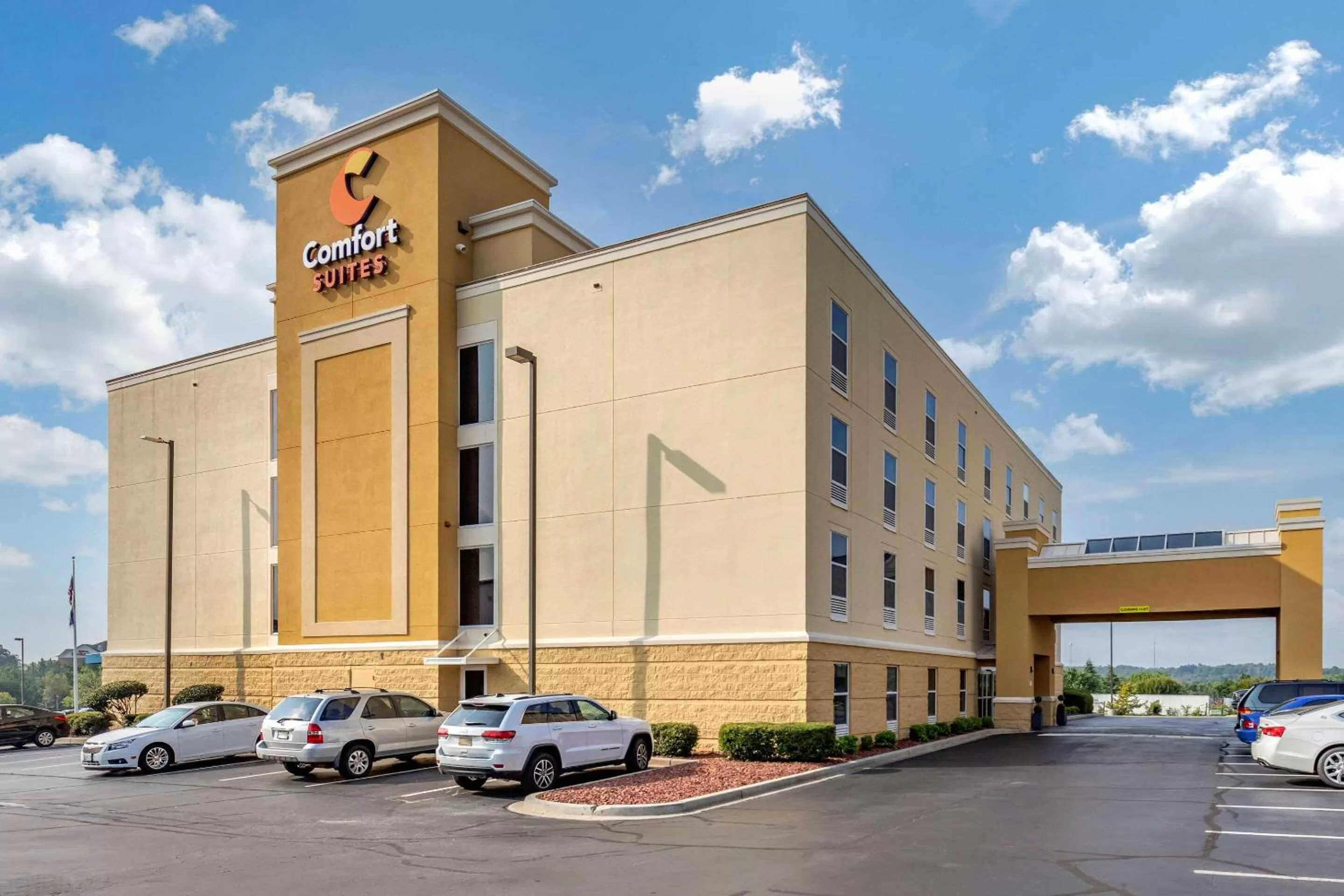 Property building in Comfort Suites Anderson-Clemson
