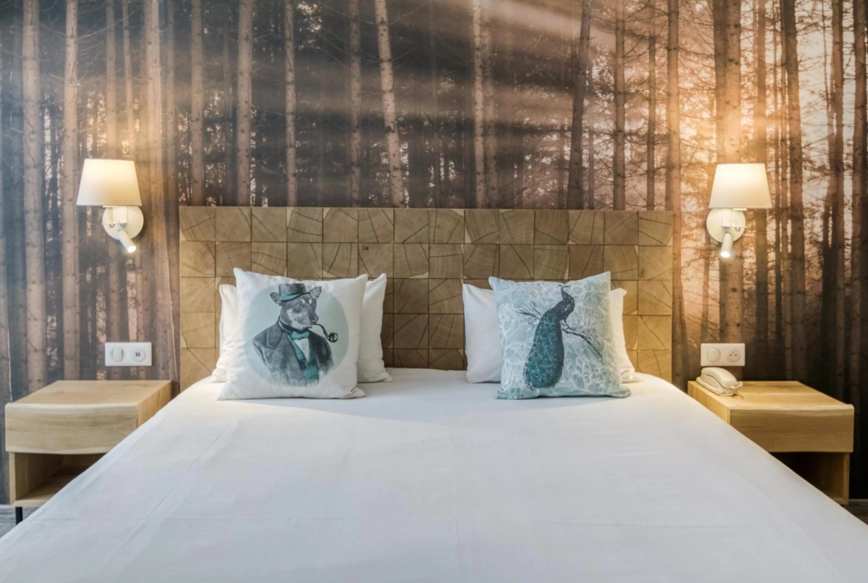 Bedroom in La Maison Hôtel Mulhouse Centre