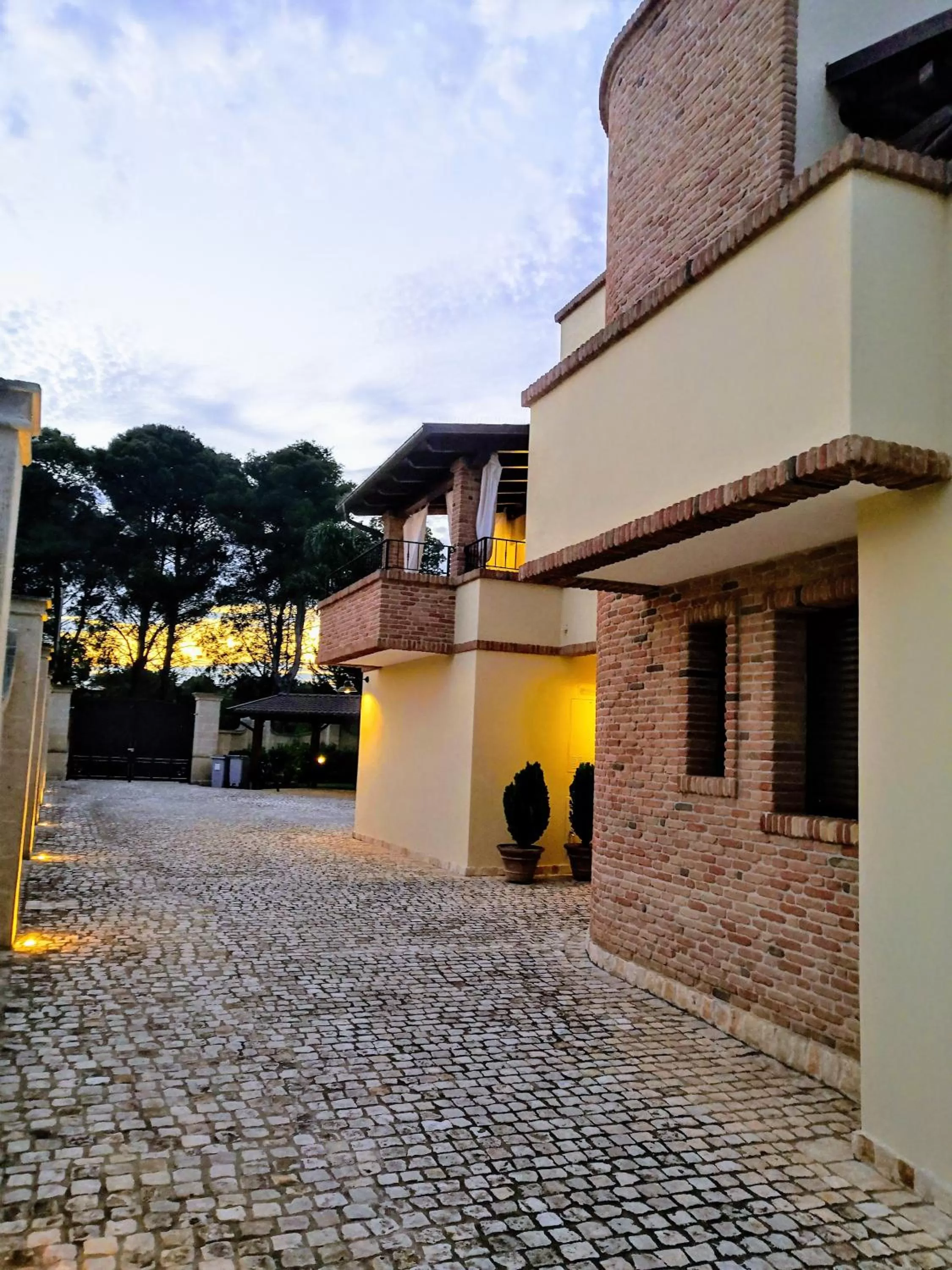 Property building in BORGO LUNA b&b