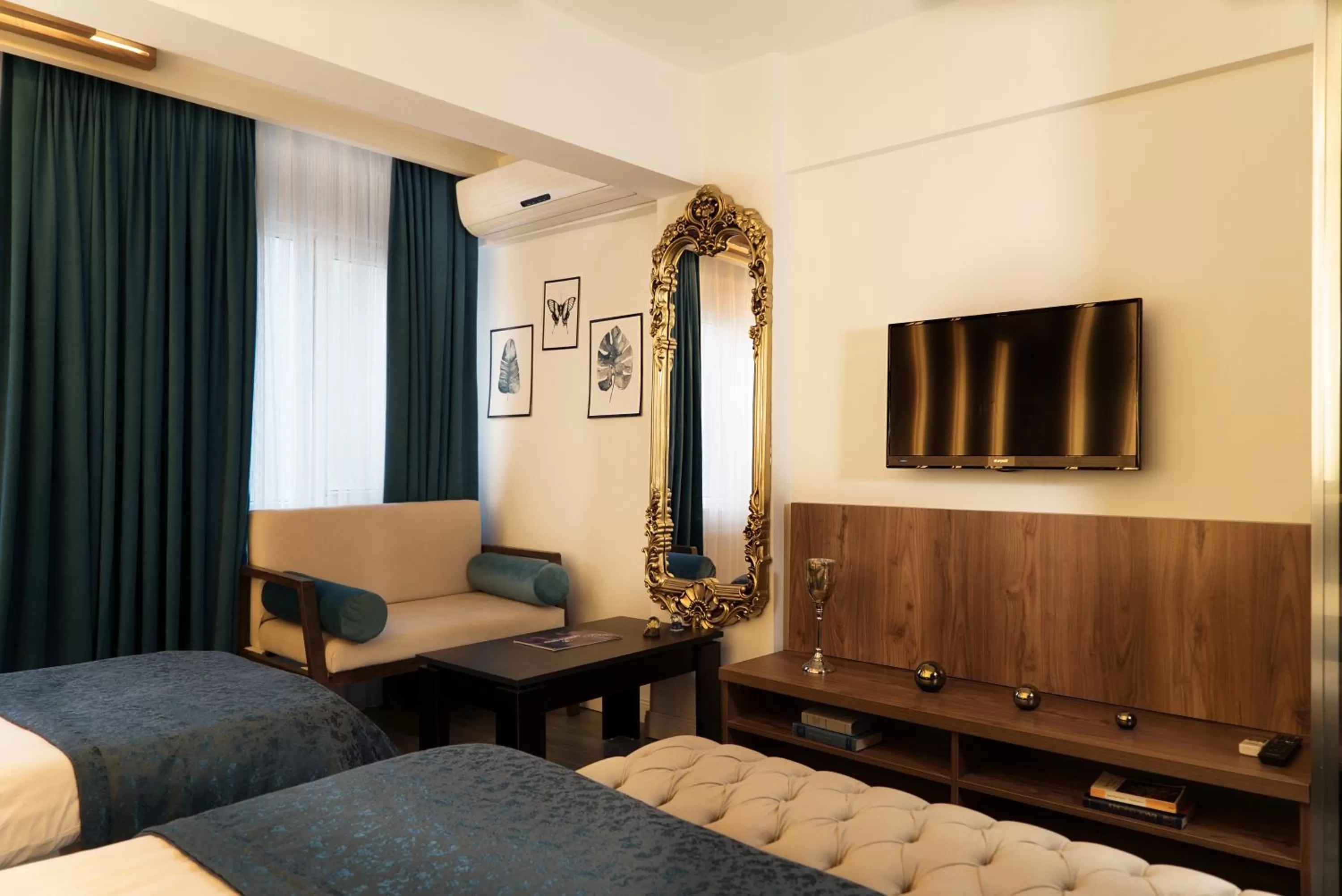 TV and multimedia, Bed in Taksim Yazıcı Residence