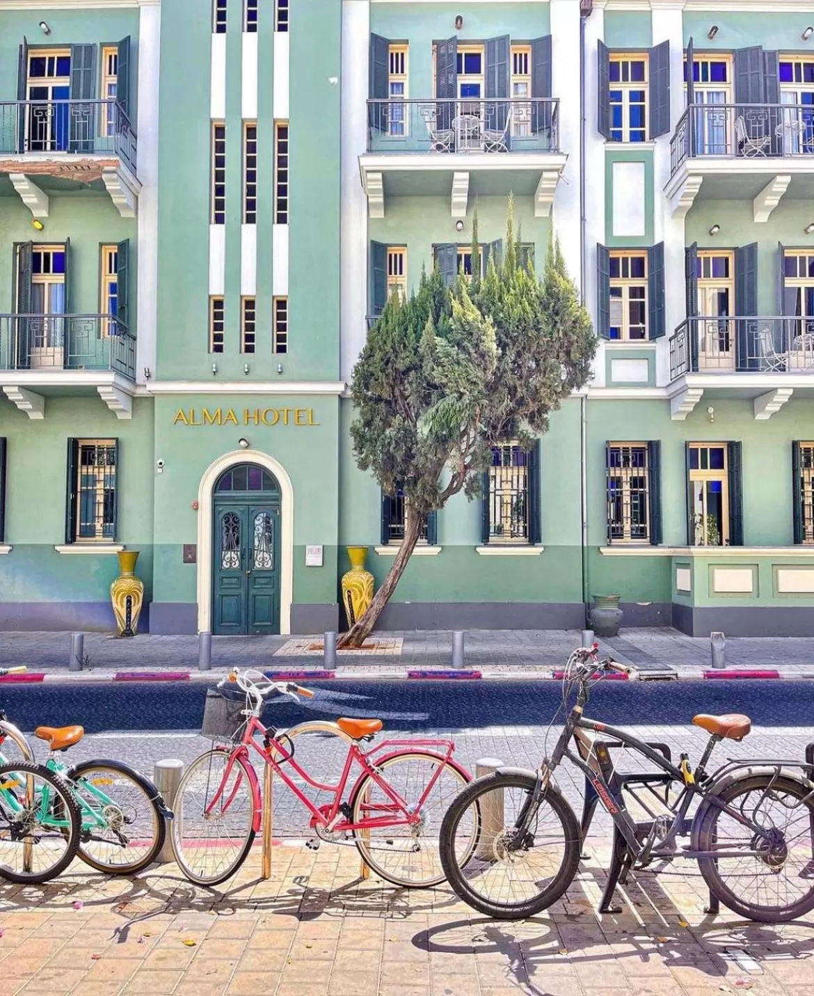 Property building in Alma Boutique Hotel & Lounge