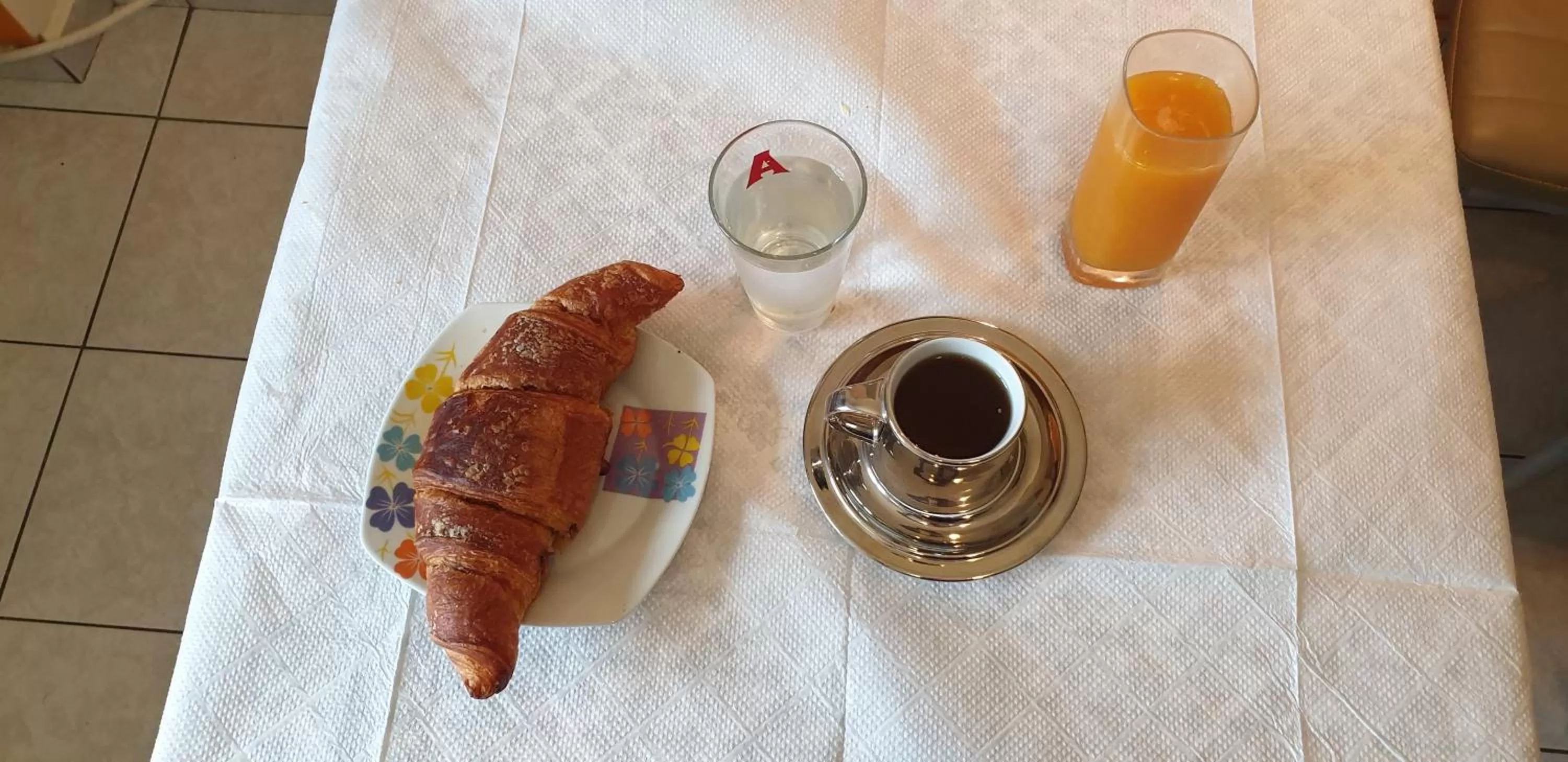 Breakfast in Alexia's Apartments