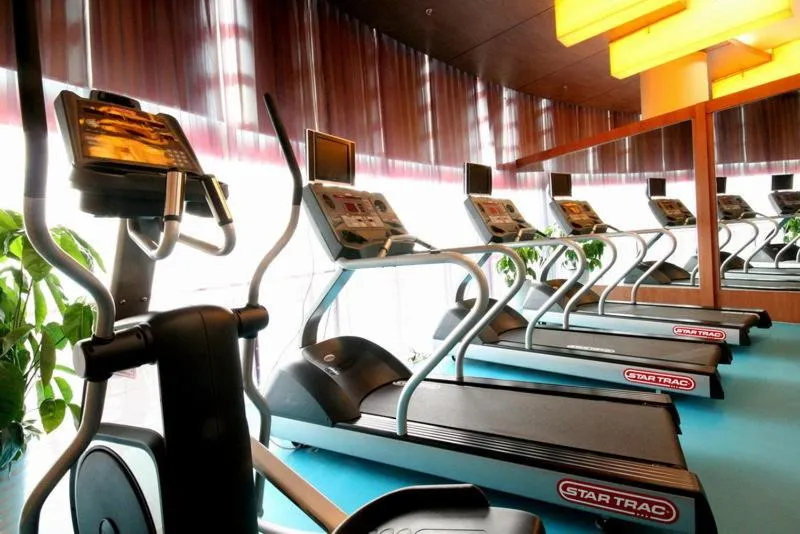 Super House International