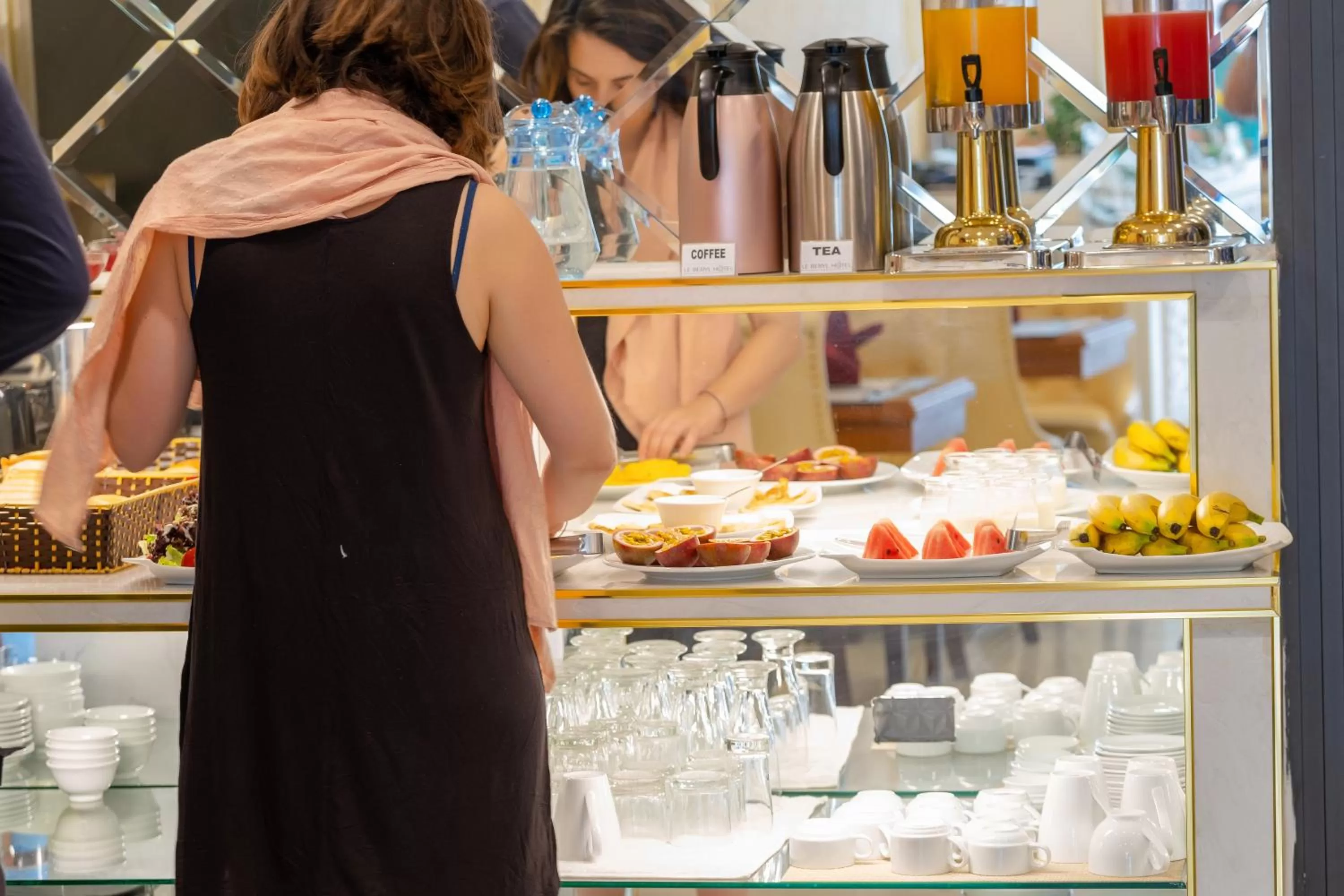 Food and drinks in Le Beryl Hanoi Hotel