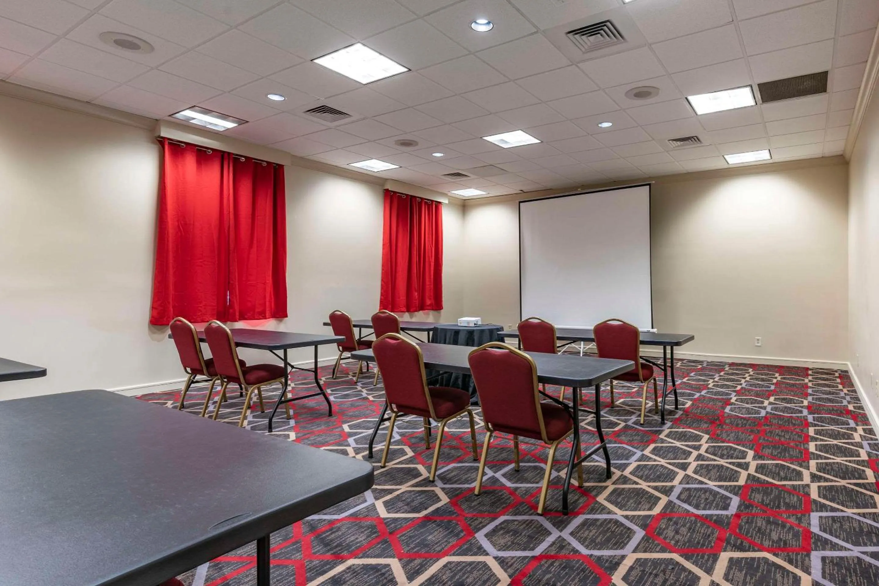 Meeting/conference room in MainStay Suites Lexington I-75