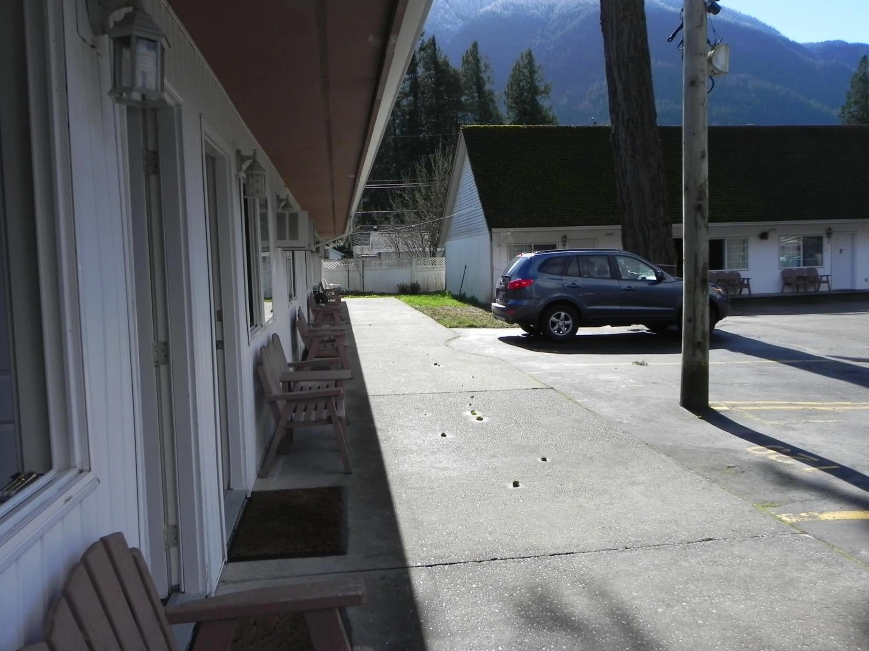 Day in Skagit Motel