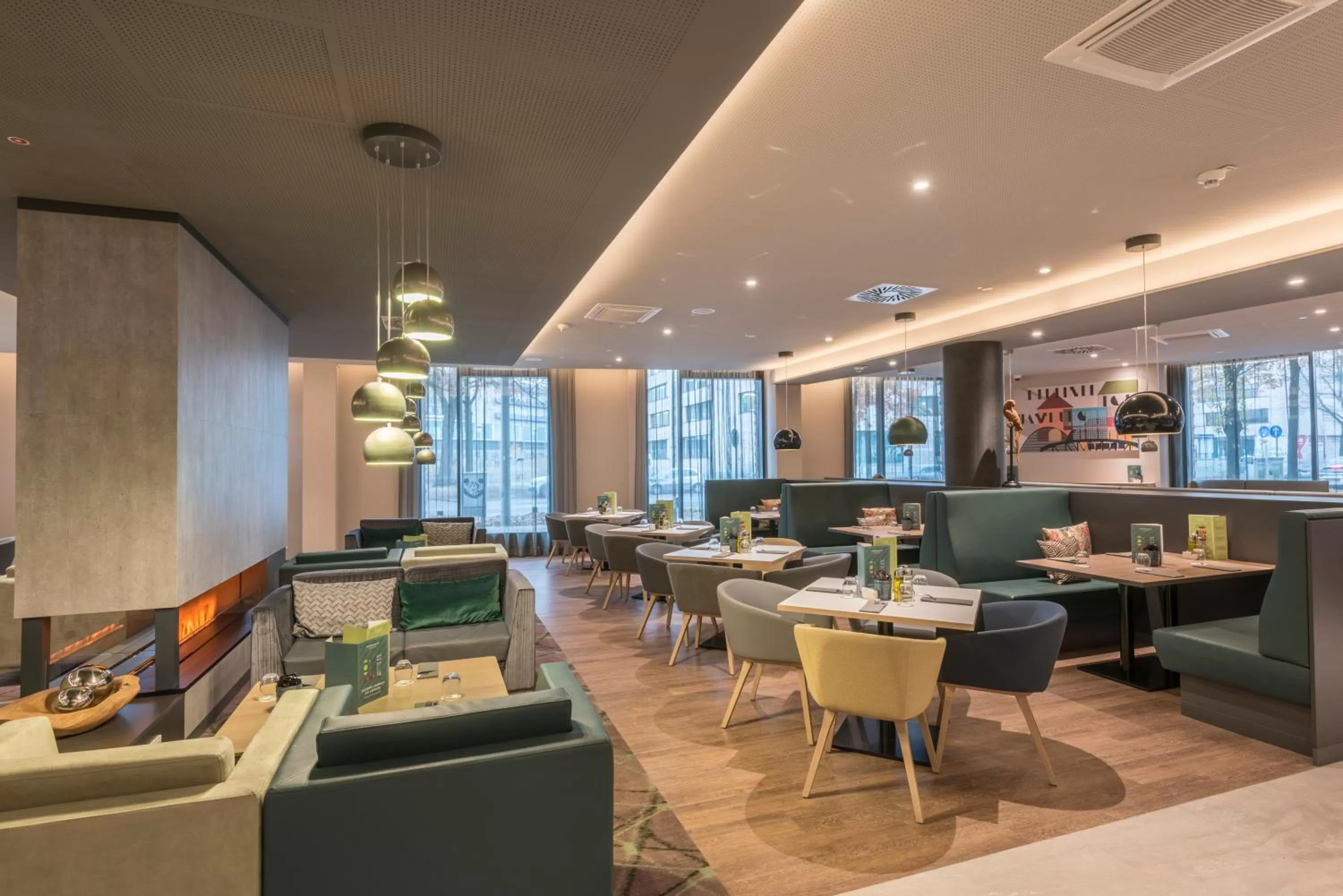 Restaurant/places to eat in Holiday Inn - Hamburg - Berliner Tor by IHG