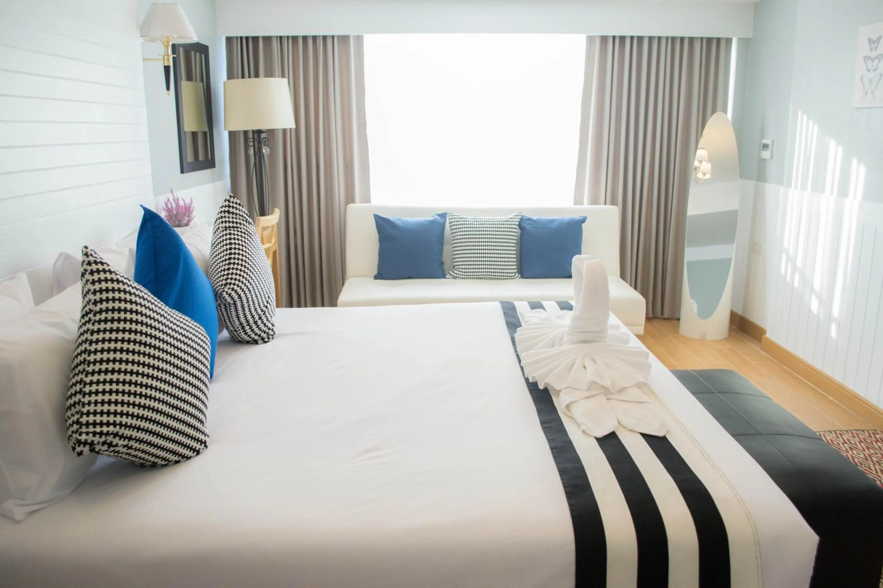 Day, Bed in Paradise Hotel Udonthani