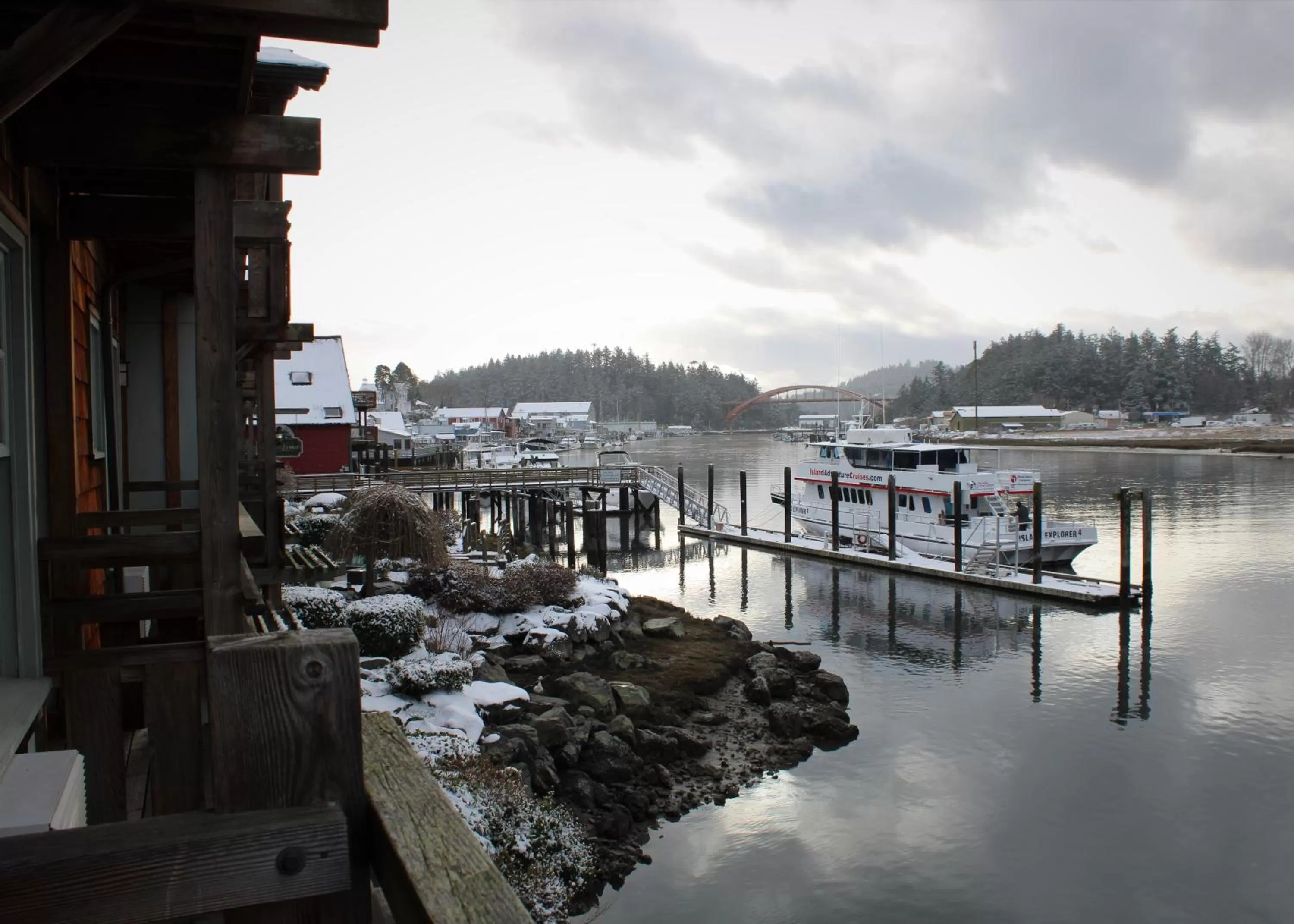 River view in La Conner Channel Lodge