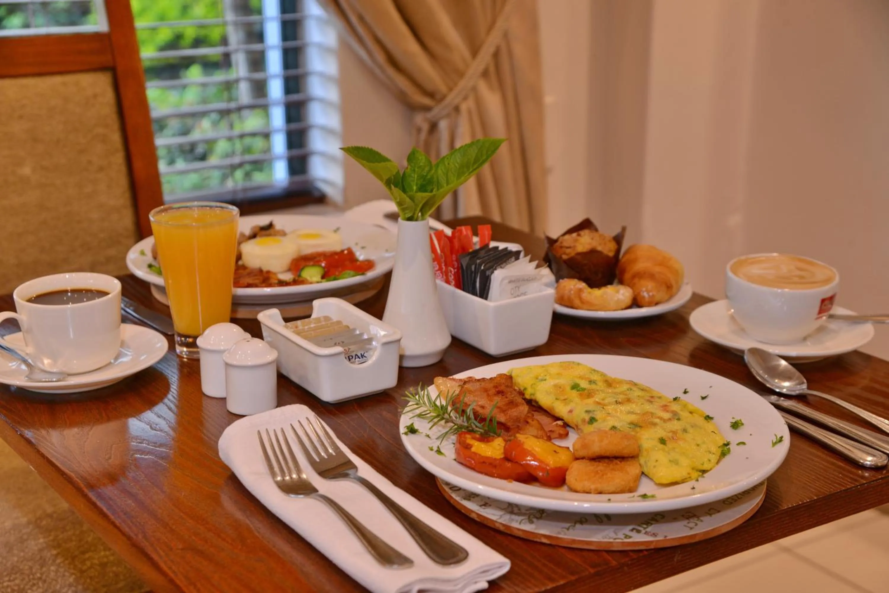 Food and drinks in City Lodge Hotel Eastgate