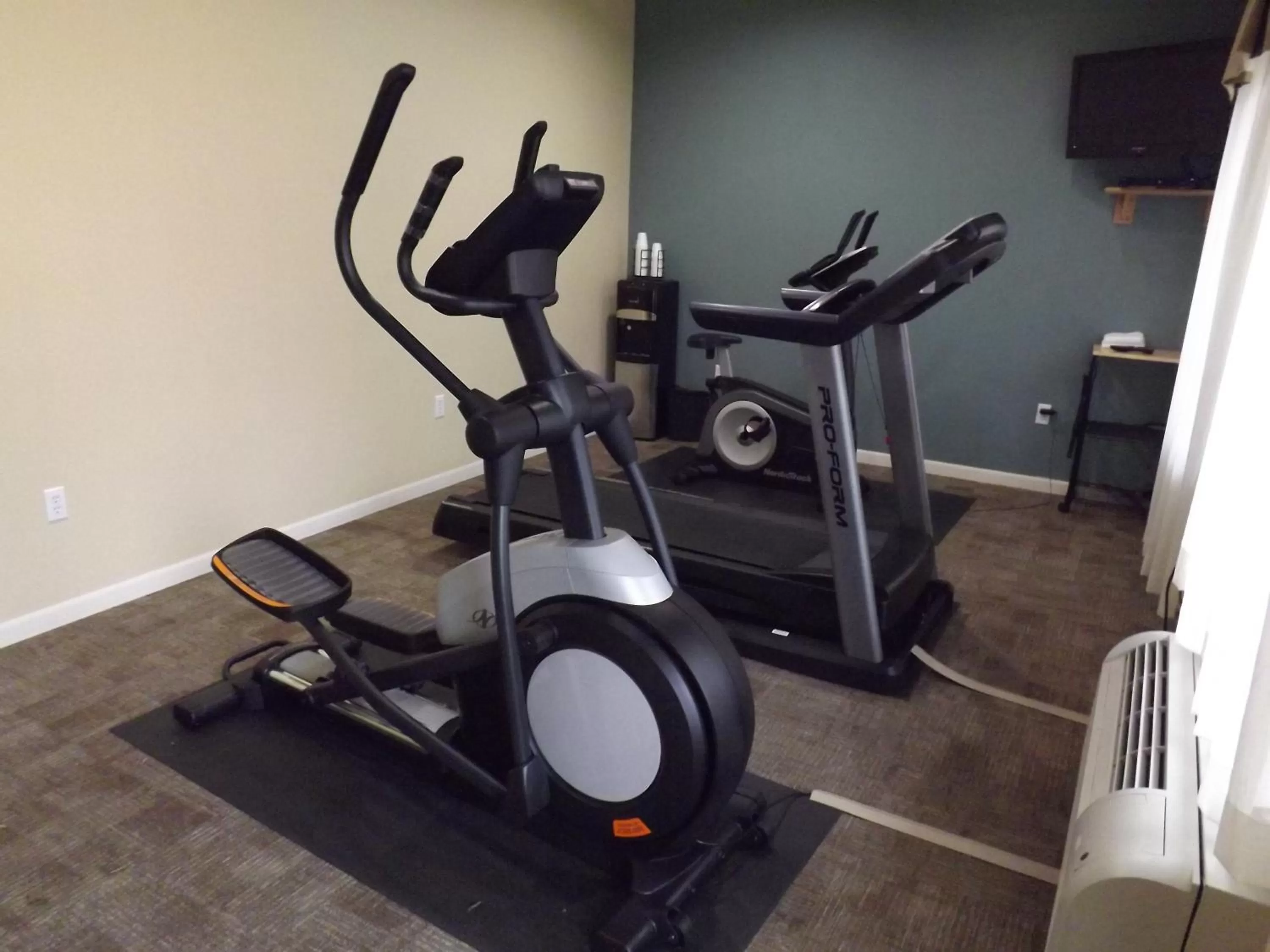 Fitness centre/facilities in Sunriser Inn