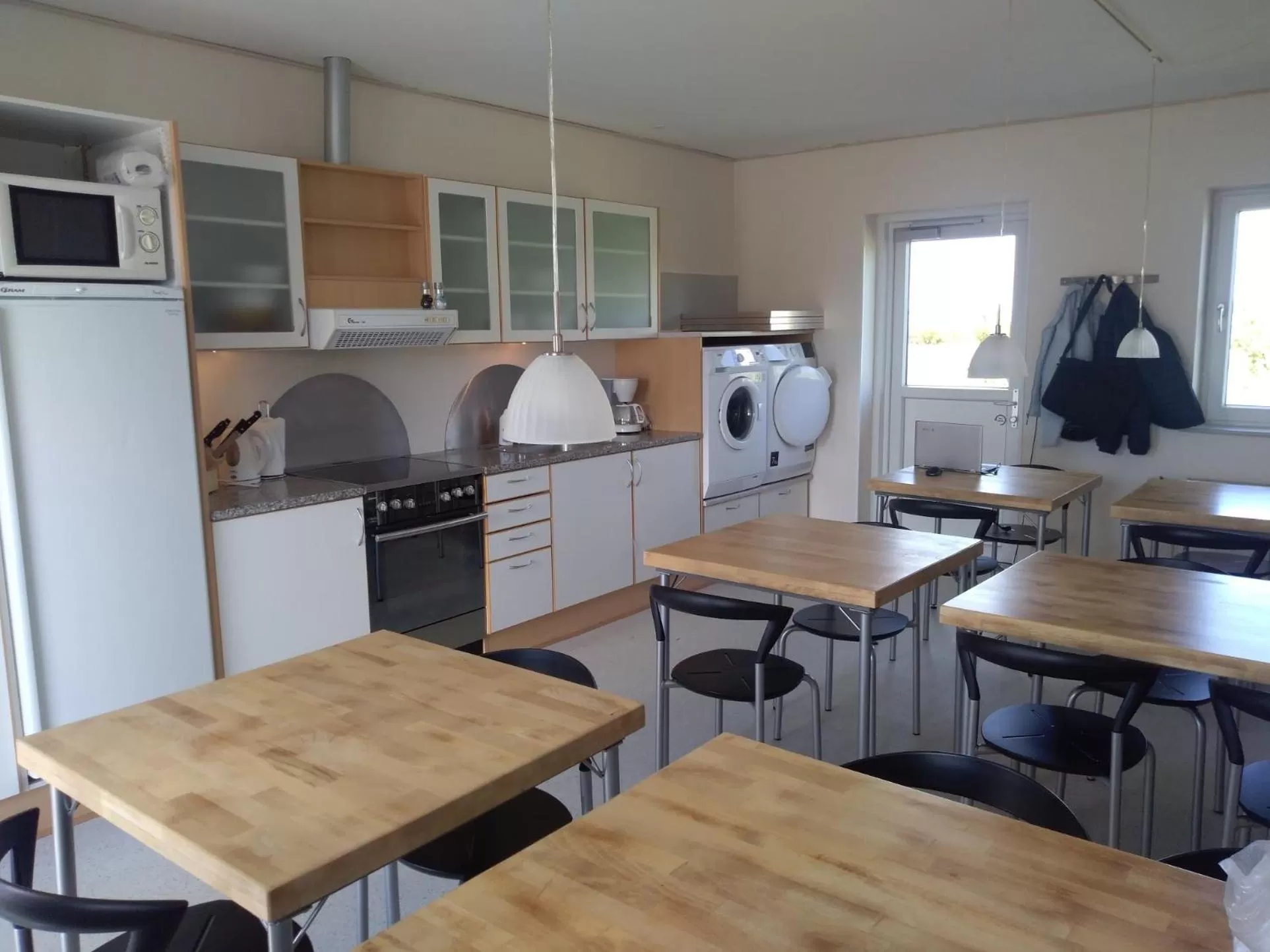 Kitchen/Kitchenette in Motel Lyren