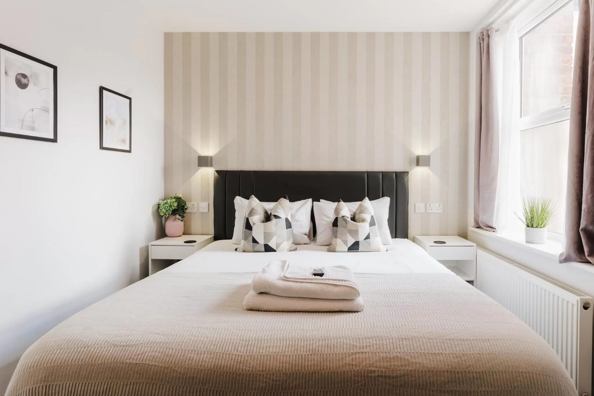 Bed in Prime Suites Lytham