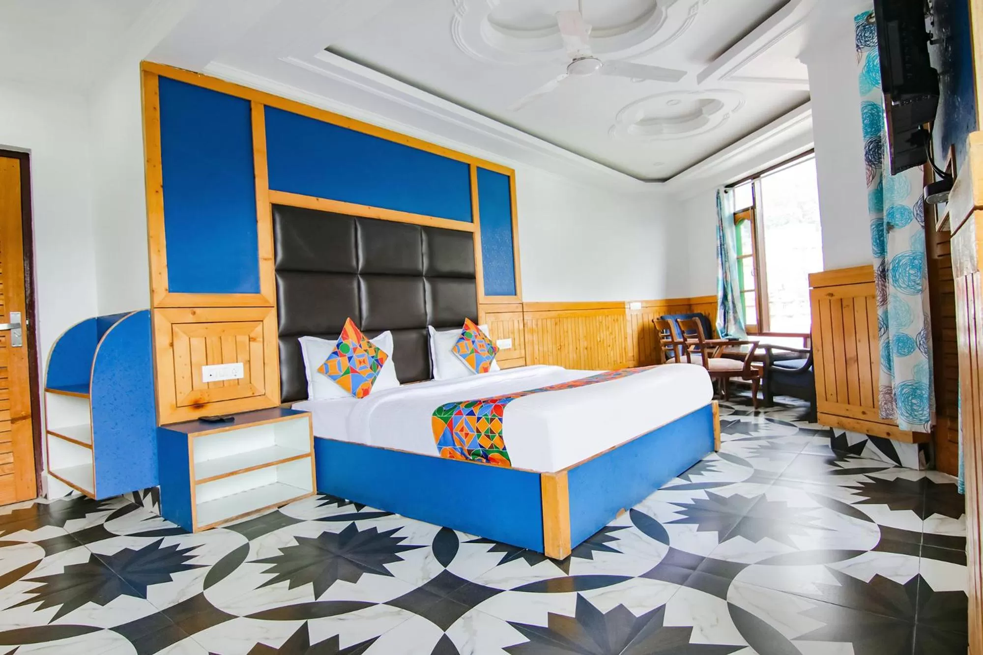 TV and multimedia, Bed in FabHotel Rosewood Inn I