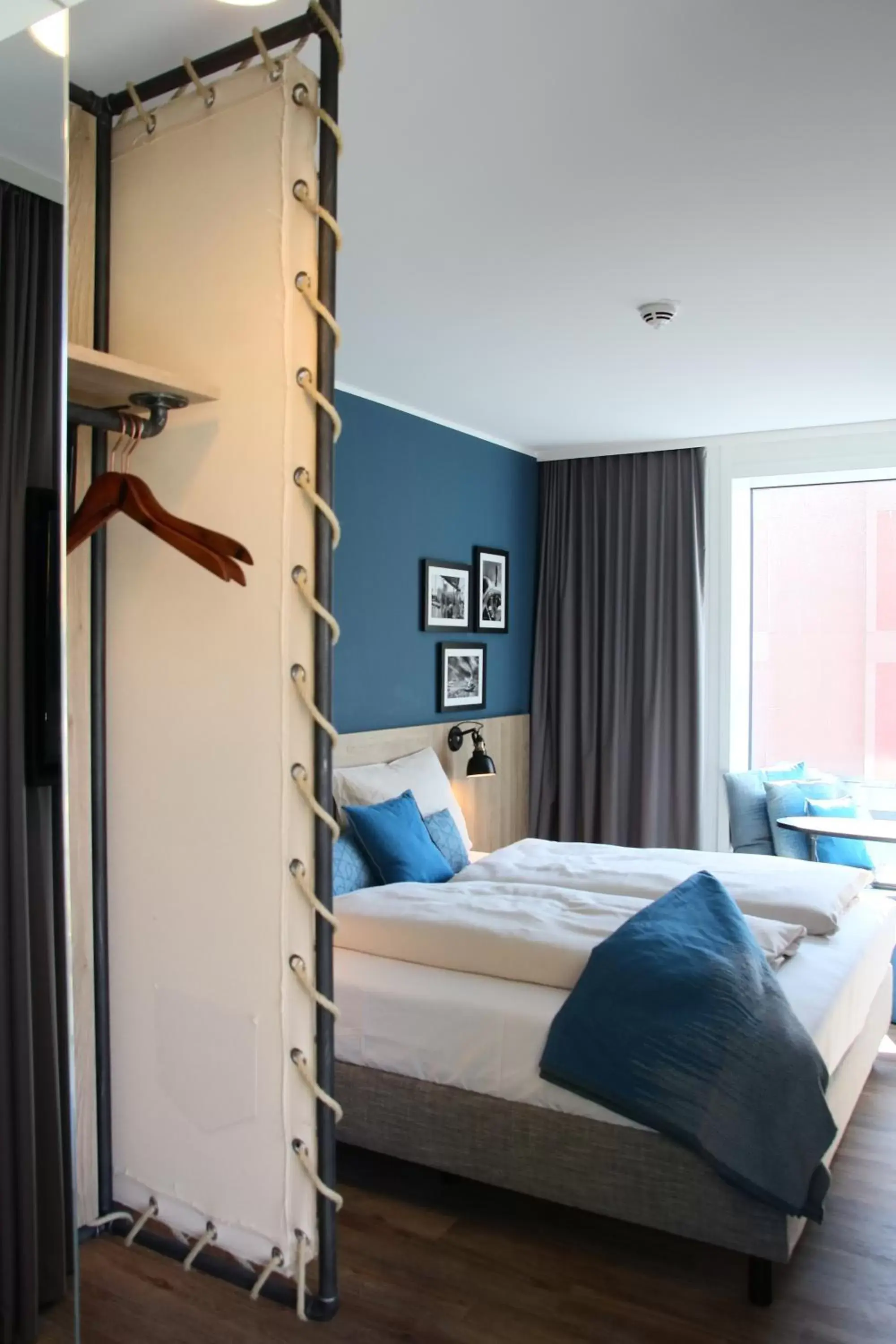 Single Room in HARBR. hotel Konstanz Single Room in HARBR. hotel Konstanz