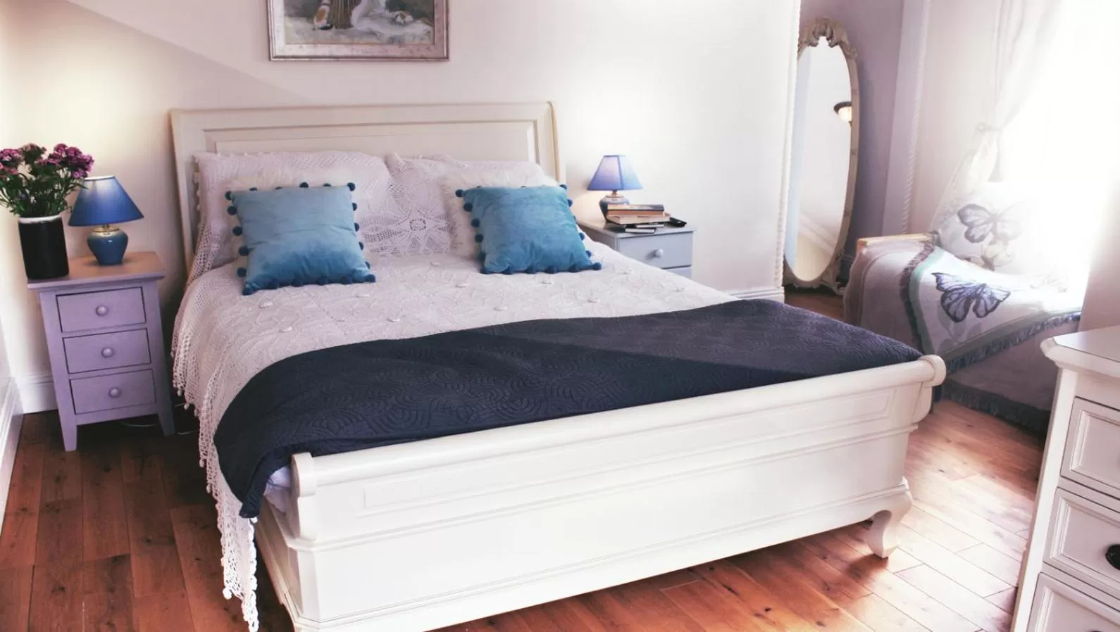 Bed in Beaufort House Accomodation