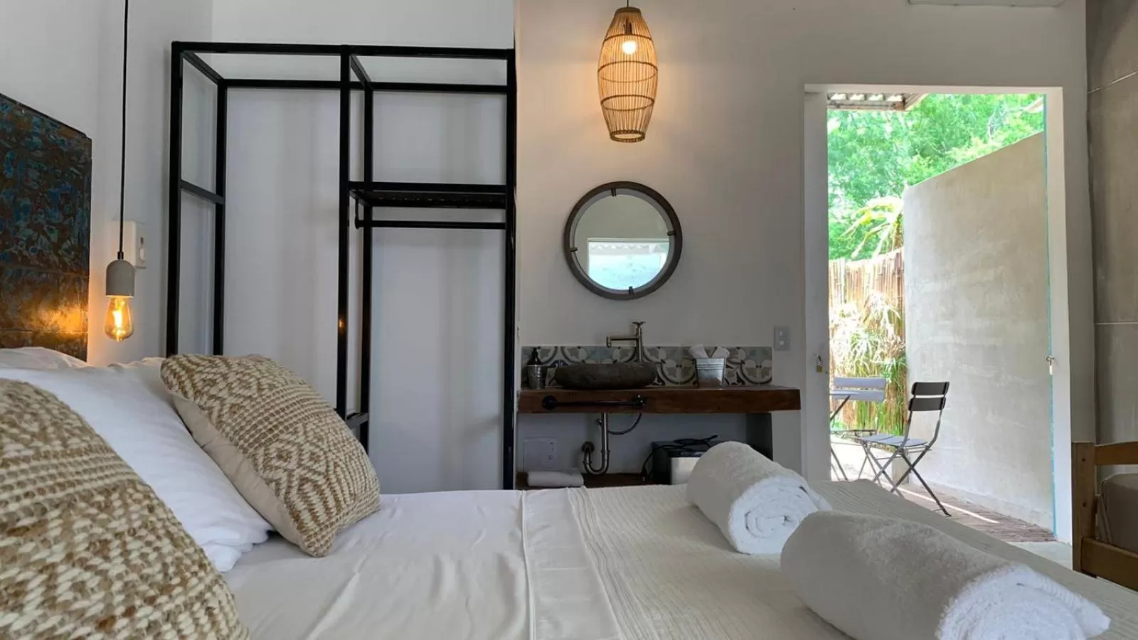 Bed in Waka Hotel Rural