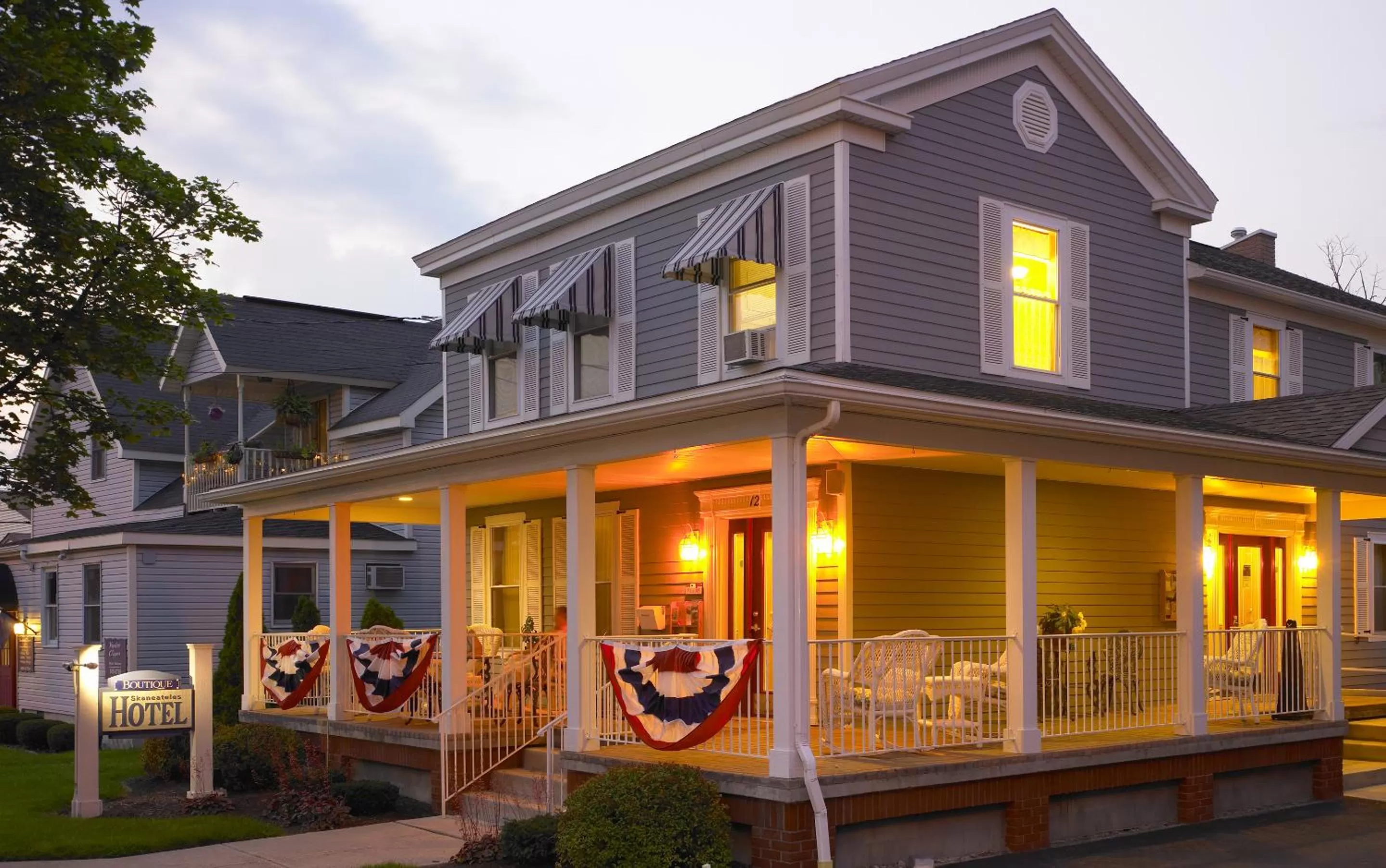 Property Building in Skaneateles Suites Boutique Hotel