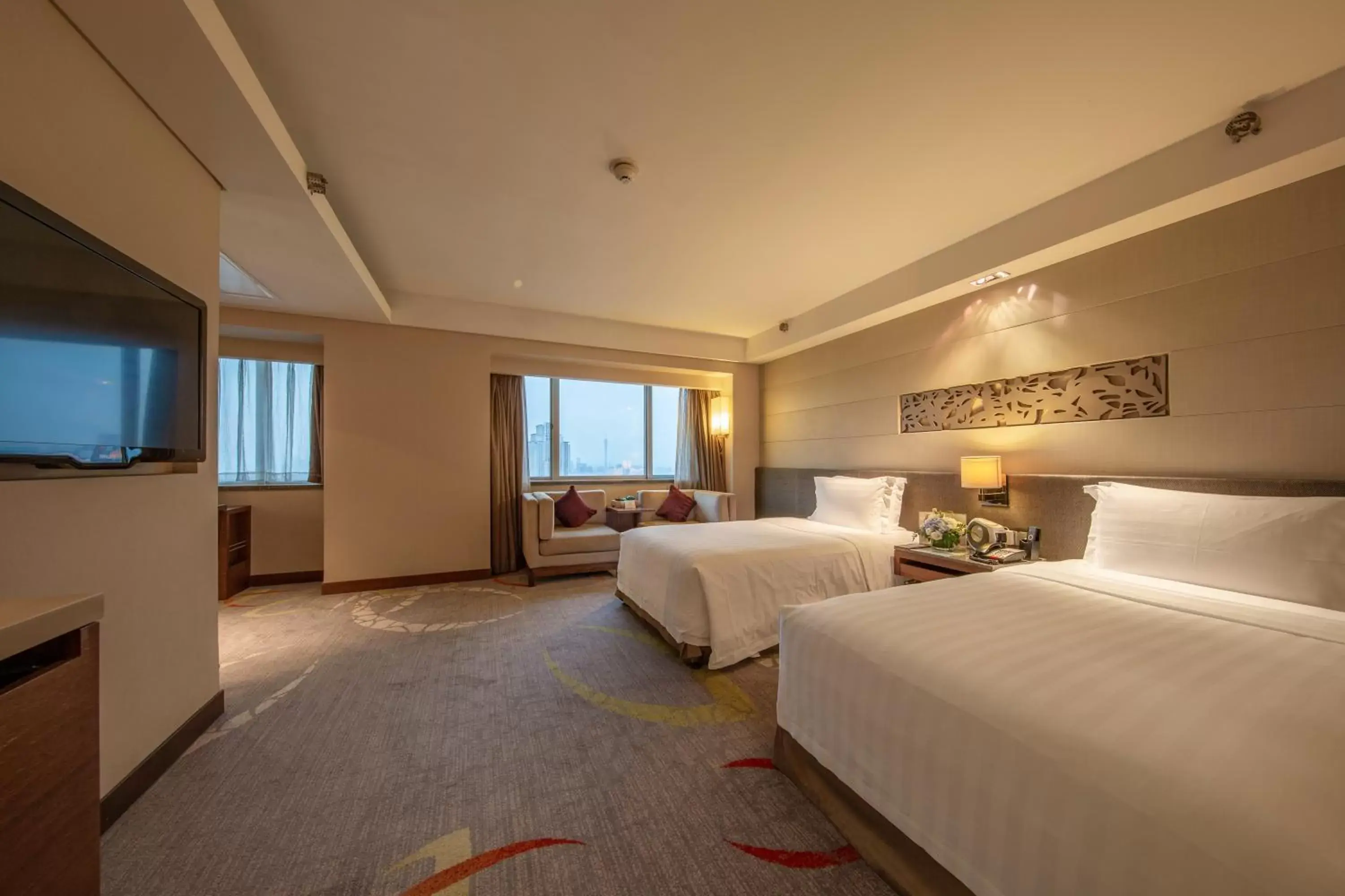Premium Twin Room with City View - Lounge Access in Crowne Plaza Guangzhou City Centre by IHG Premium Twin Room with City View - Lounge Access in Crowne Plaza Guangzhou City Centre by IHG