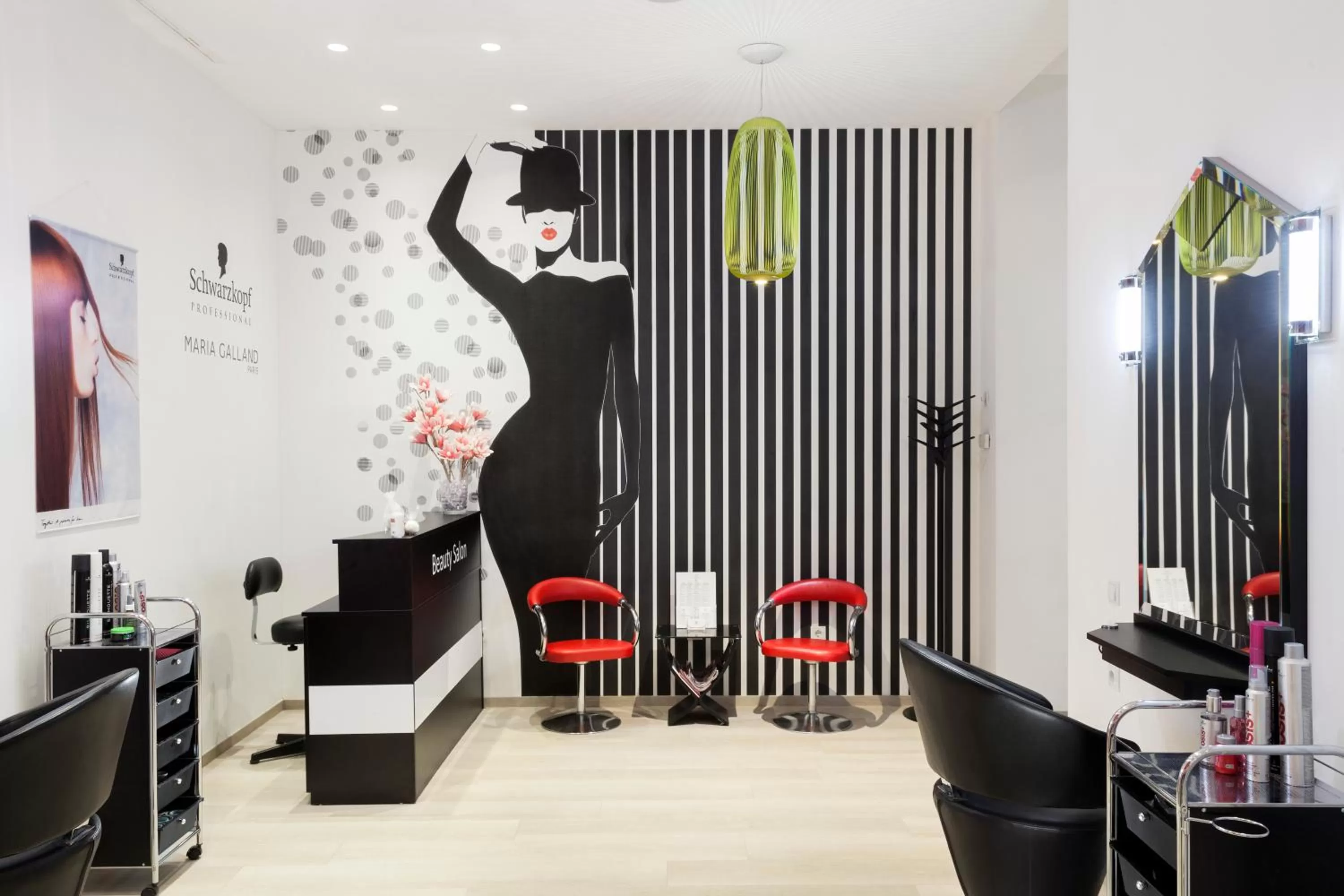 On-site shops in Danubius Hotel Helia