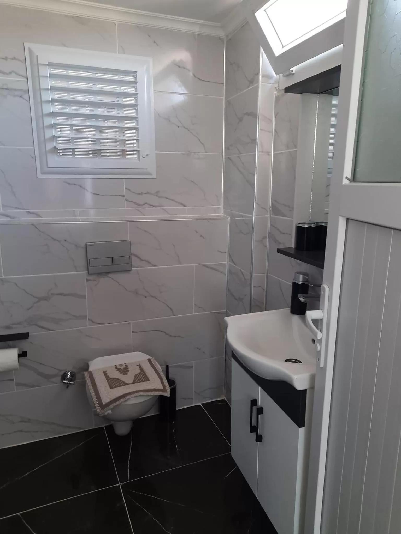 Bathroom in Ephesian Hotel & Guesthouse