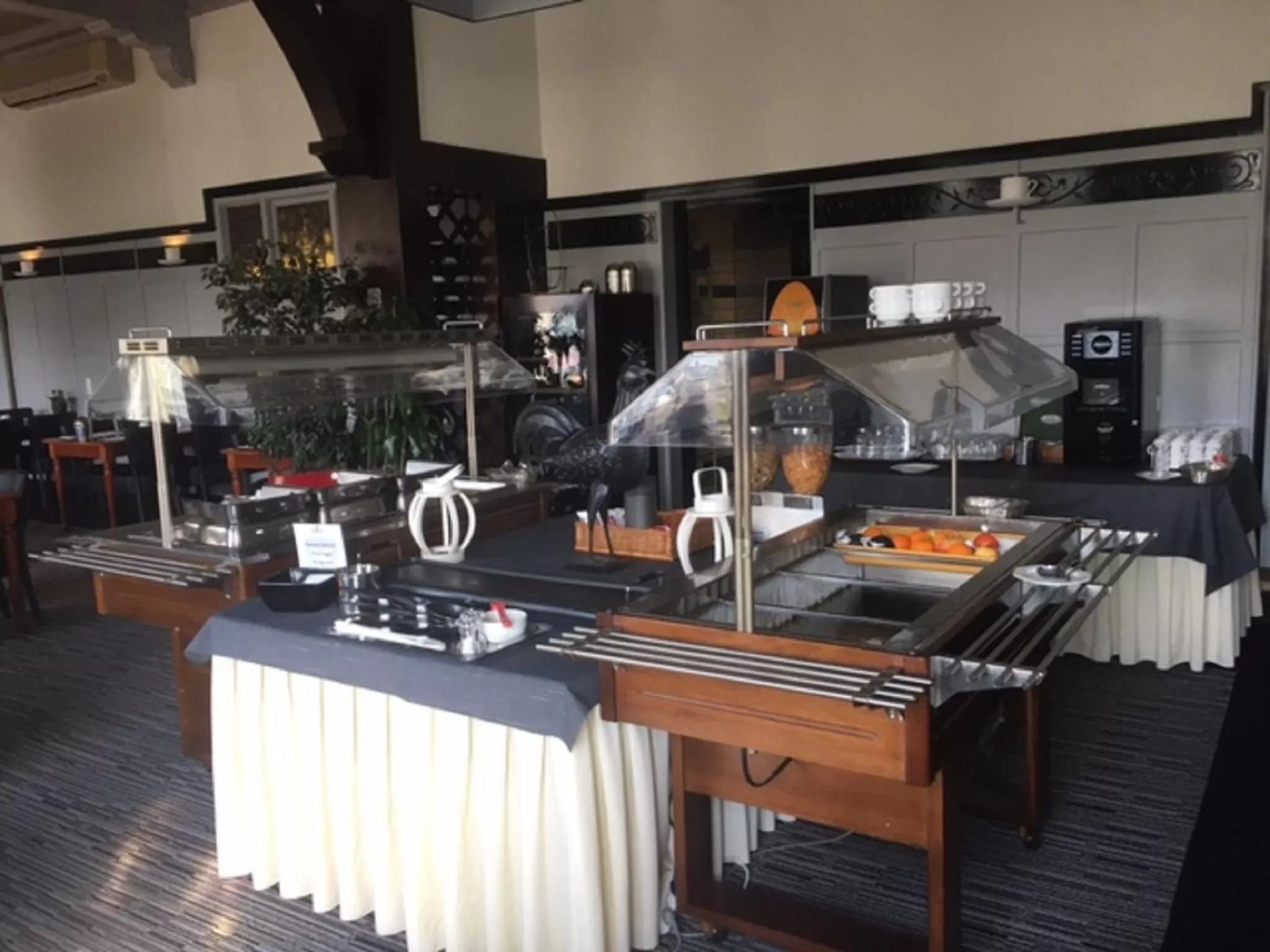 Breakfast in Hotel Wilhelmina