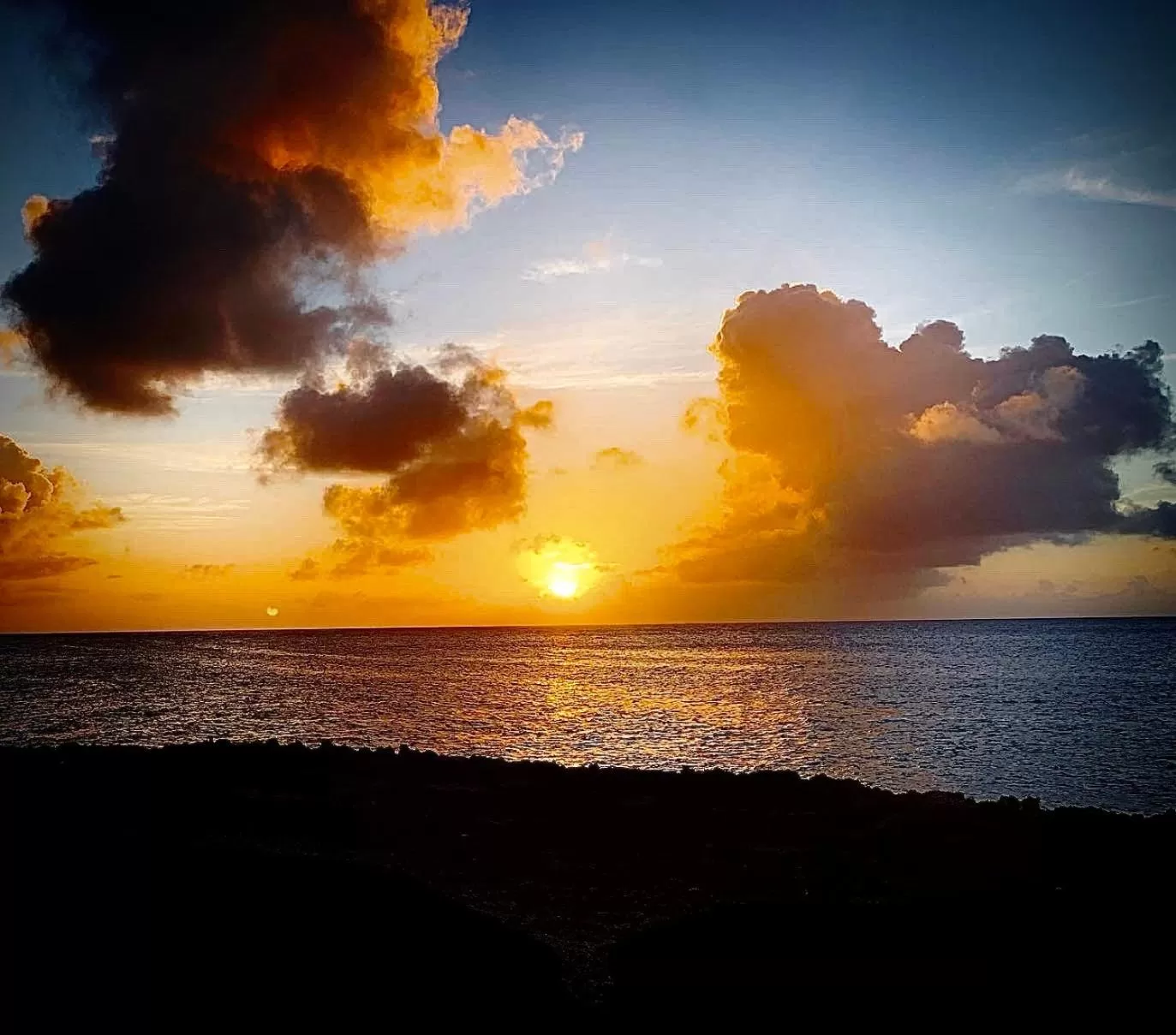 Sunset in In Di House of Reggae Boutique