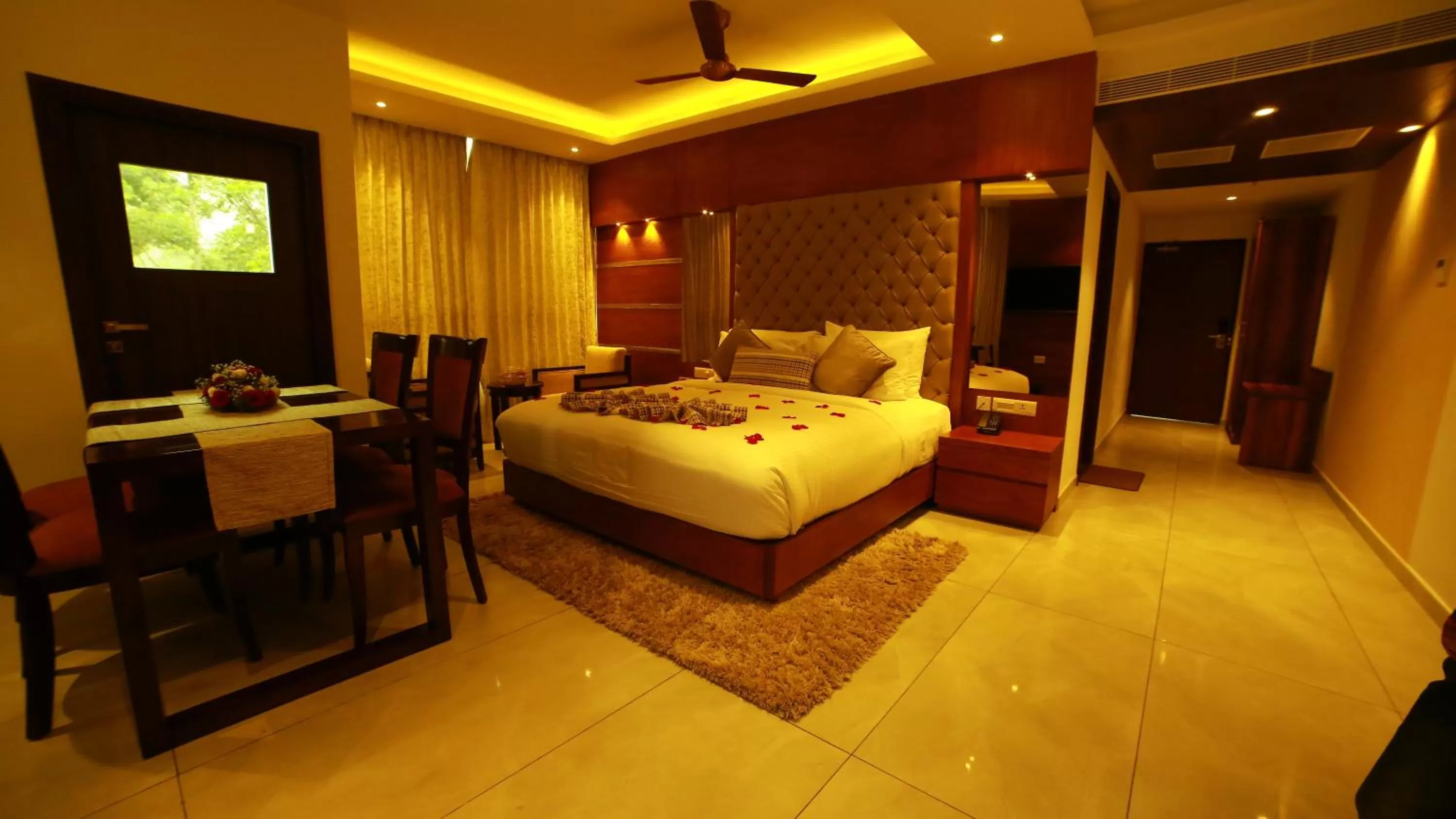 bunk bed, Bed in Blanket Hotel & Spa