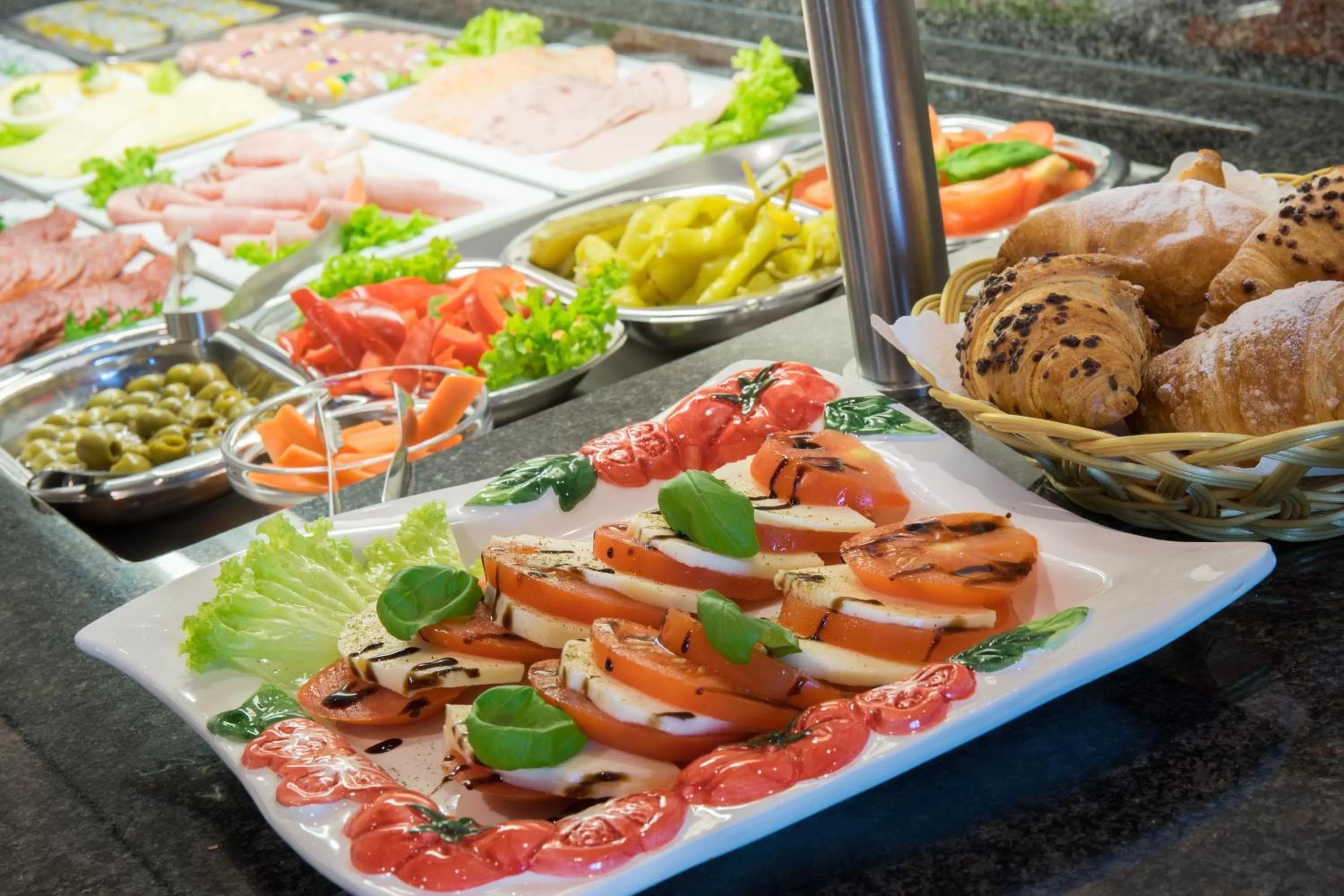 Breakfast in Hotel Meridian ***superior