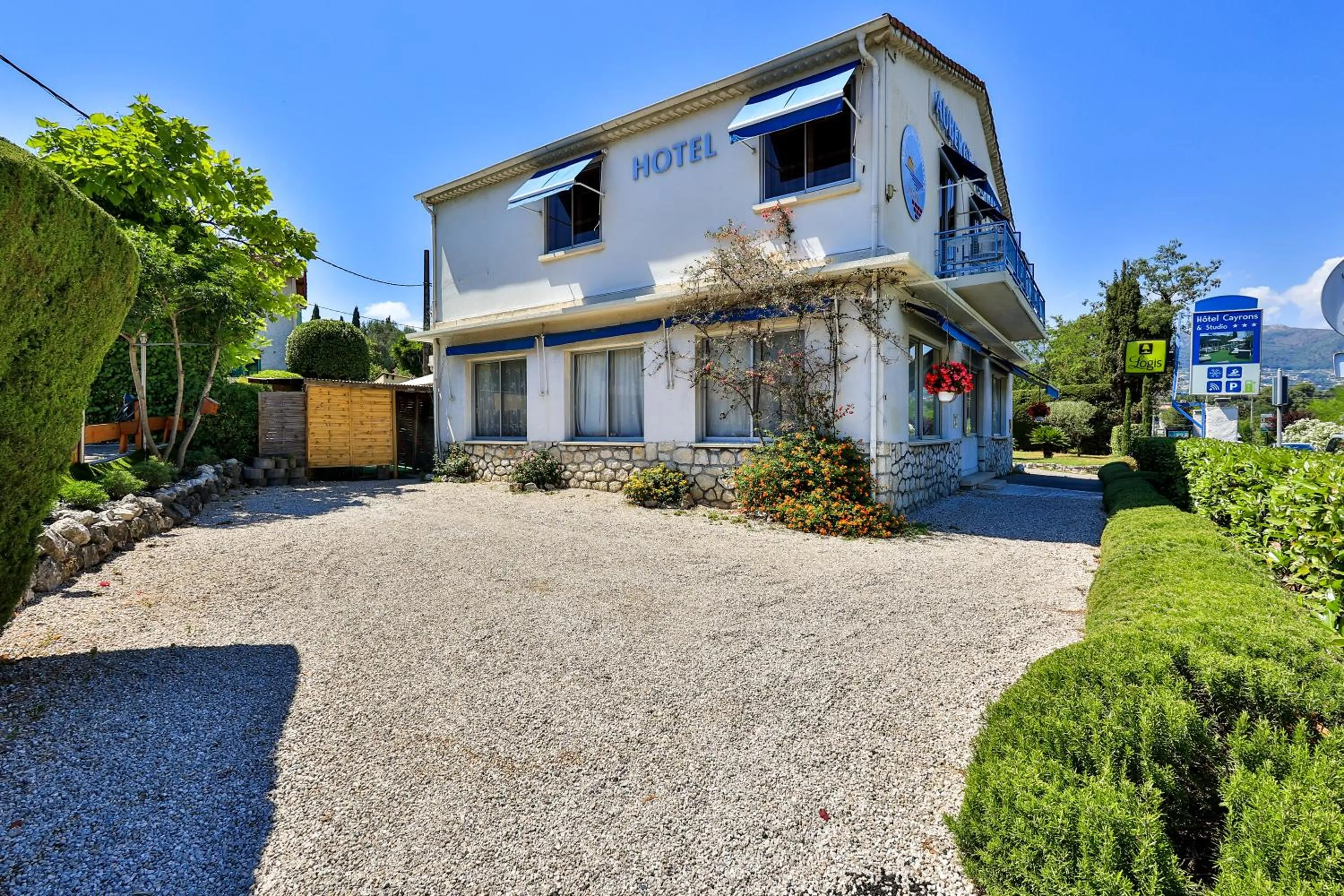 Property building in Hotel Cayrons Vence & St Paul de Vence