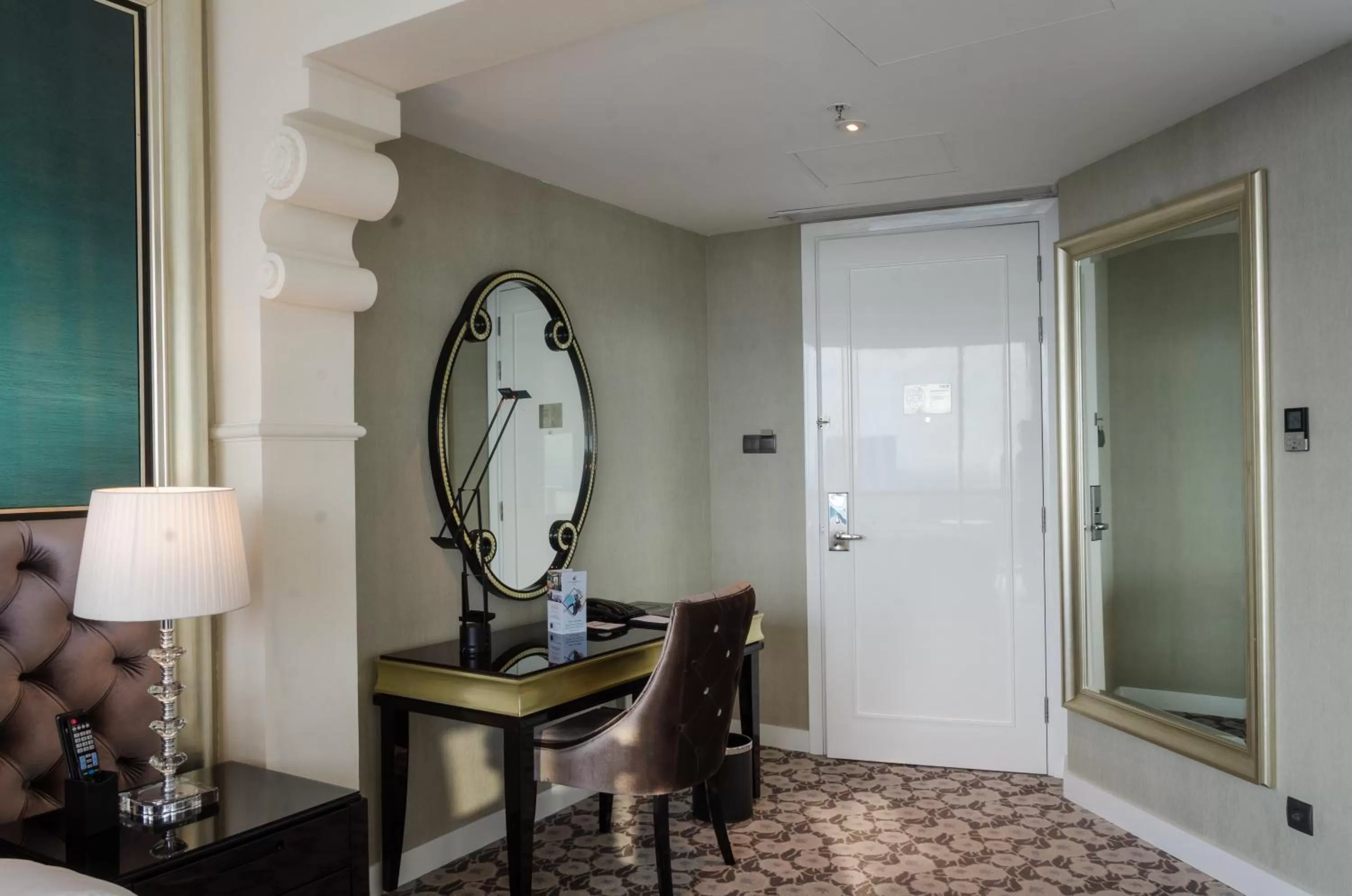 Seating area in Hotel Ciputra World Surabaya managed by Swiss-Belhotel International