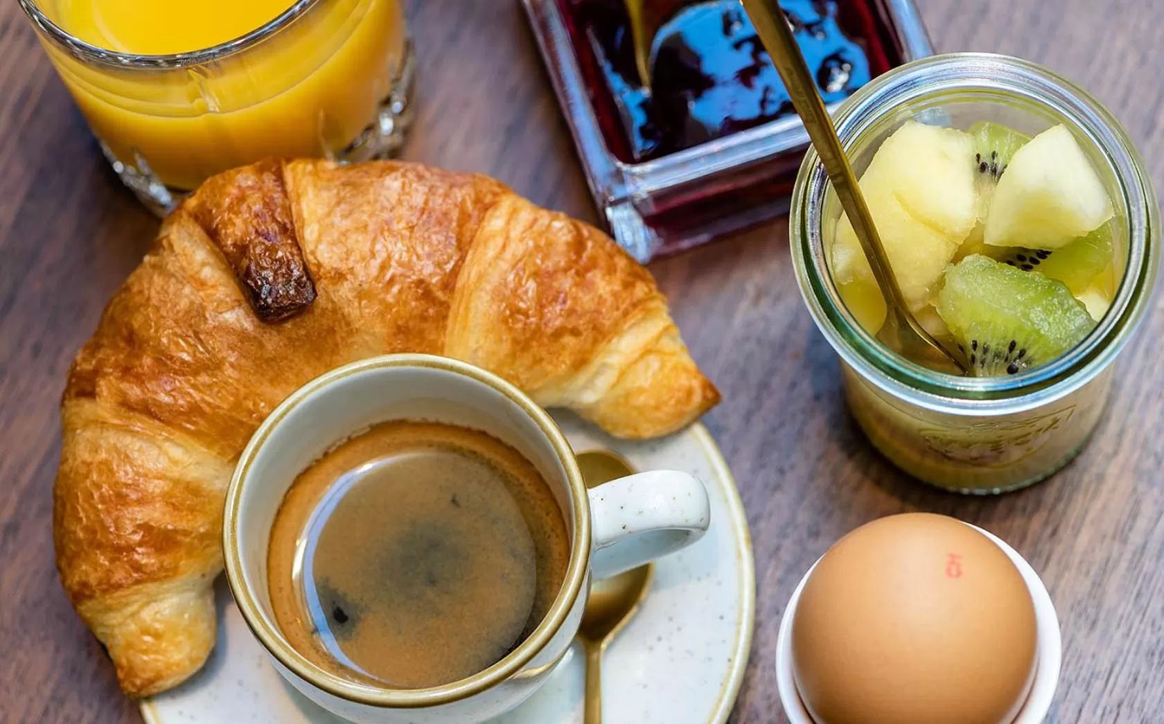 Breakfast in Hotel Scheuble