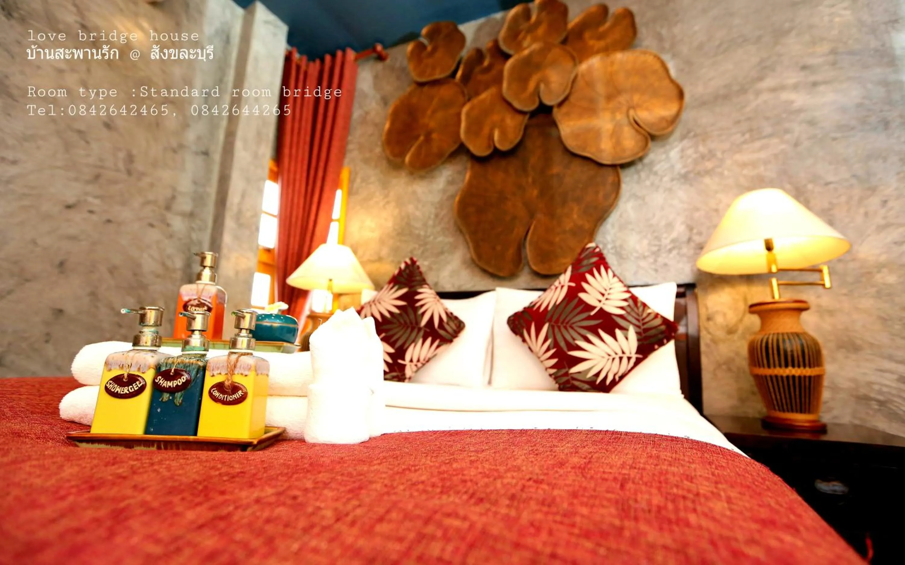 Bed in Love Bridge House บ้านสะพานรัก