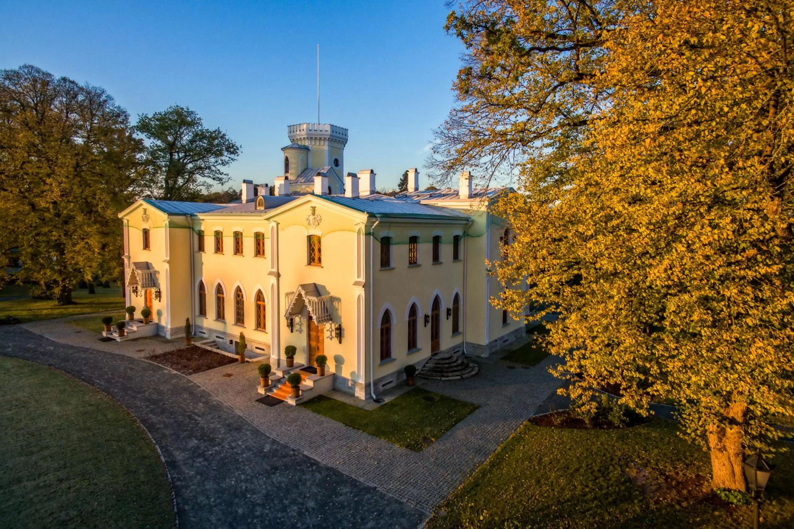 Property building in Schloss Fall, Keila-Joa