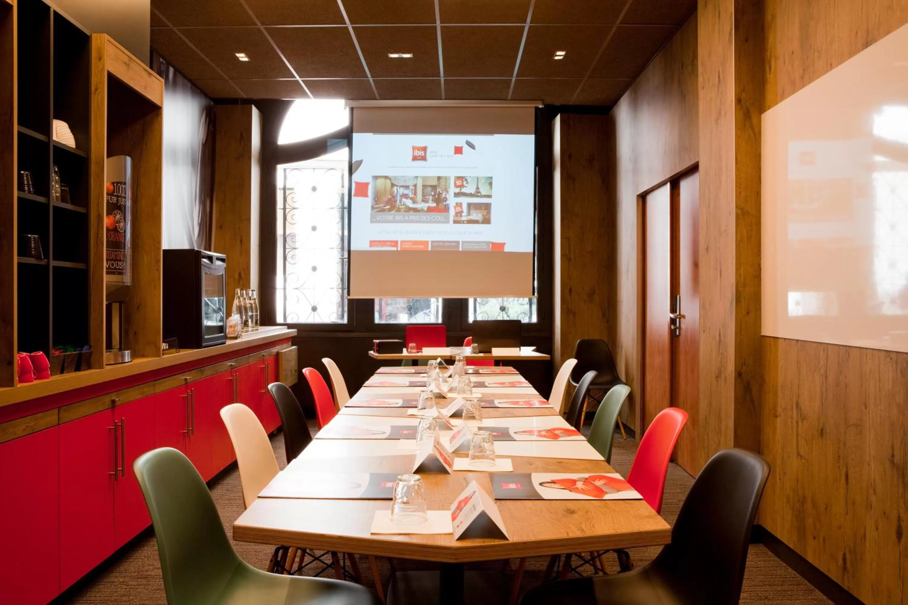 Meeting/conference room in ibis Paris Gare De L Est 10ème