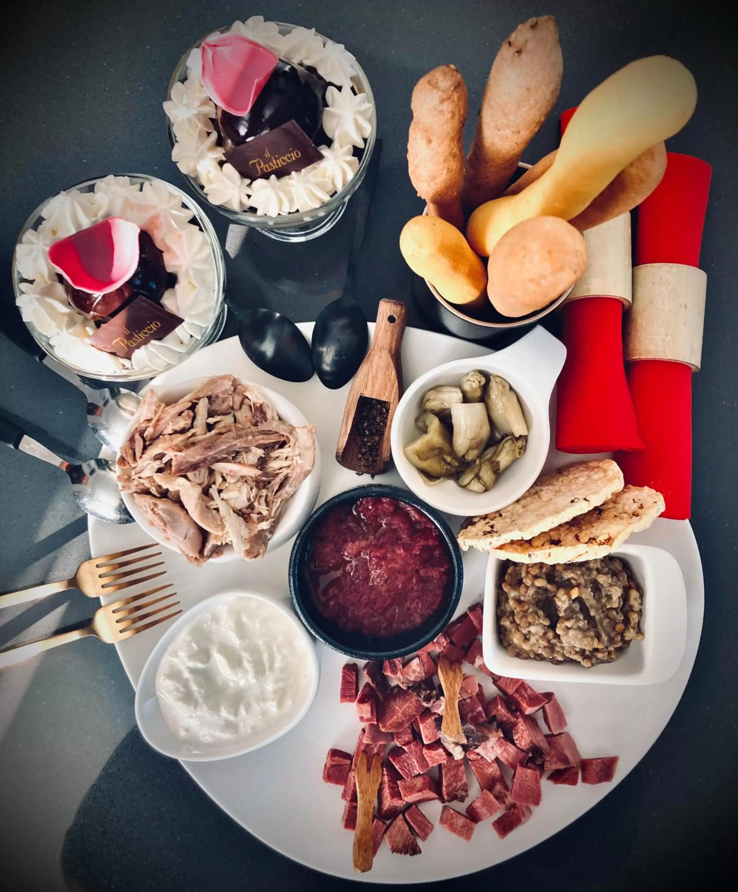 Restaurant/places to eat in Cà Rossa #GLAMOUR