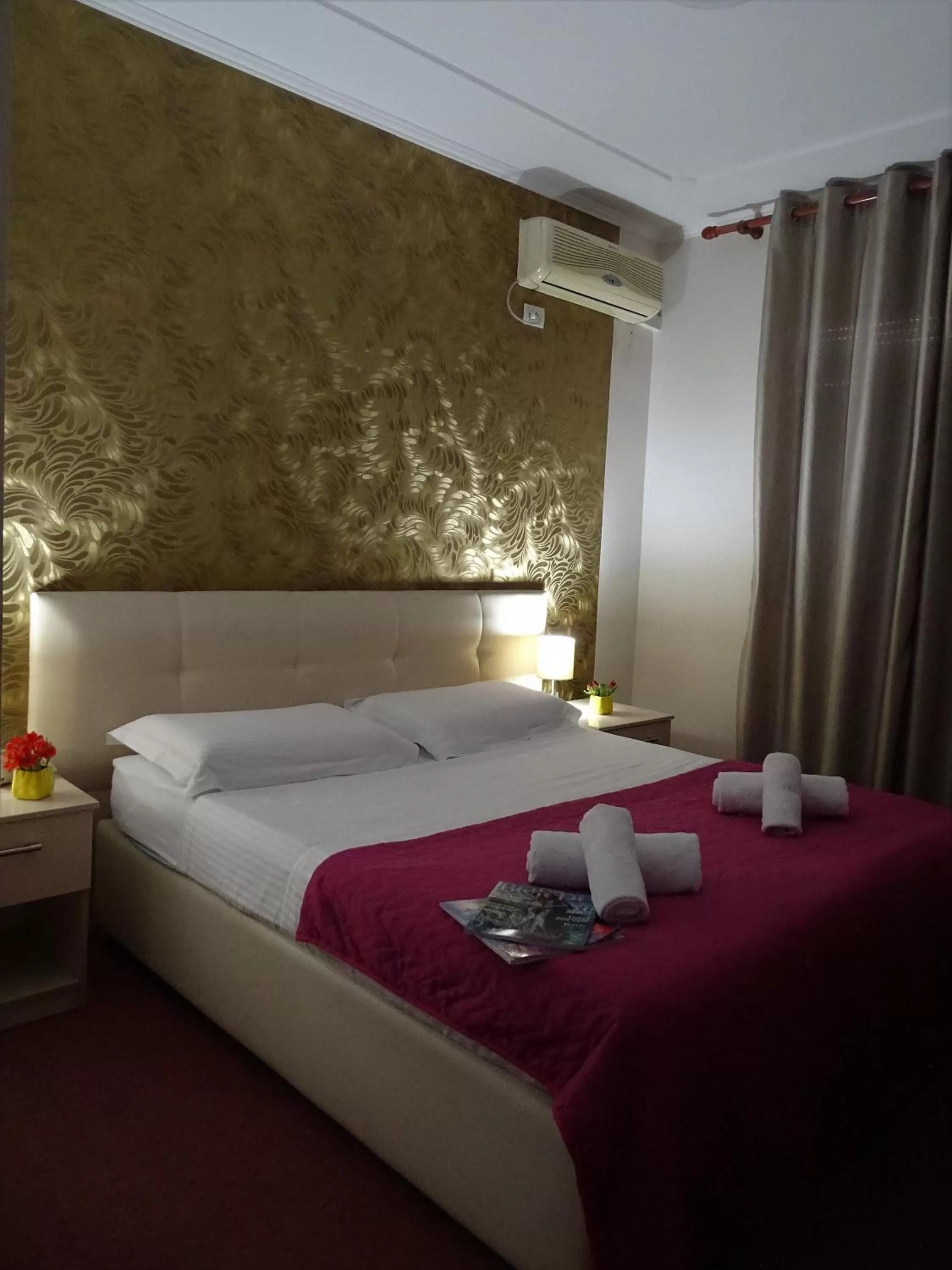 Bed in Signature Idea hotel