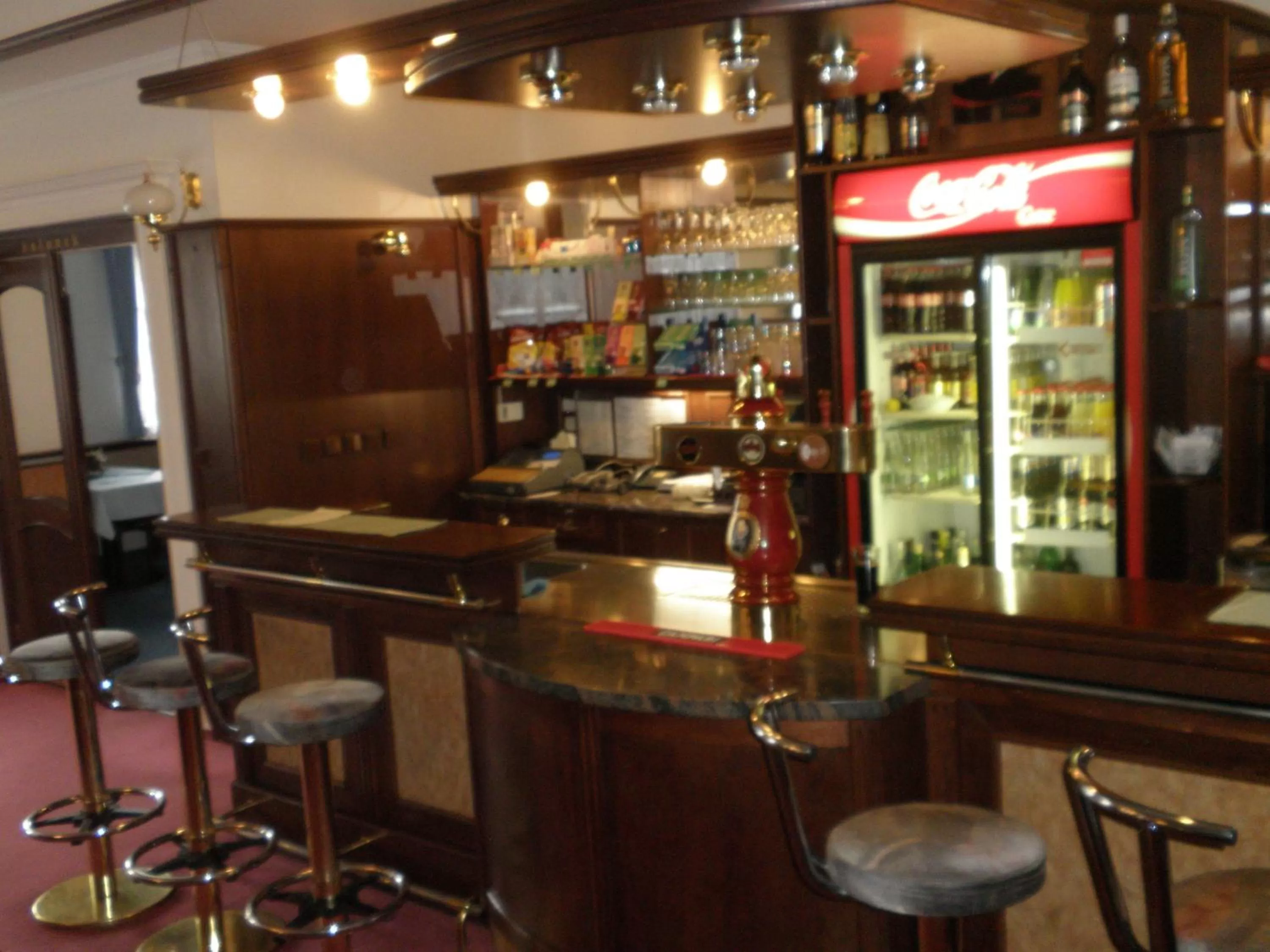 Restaurant/places to eat, Lounge/Bar in Hotel Le Café