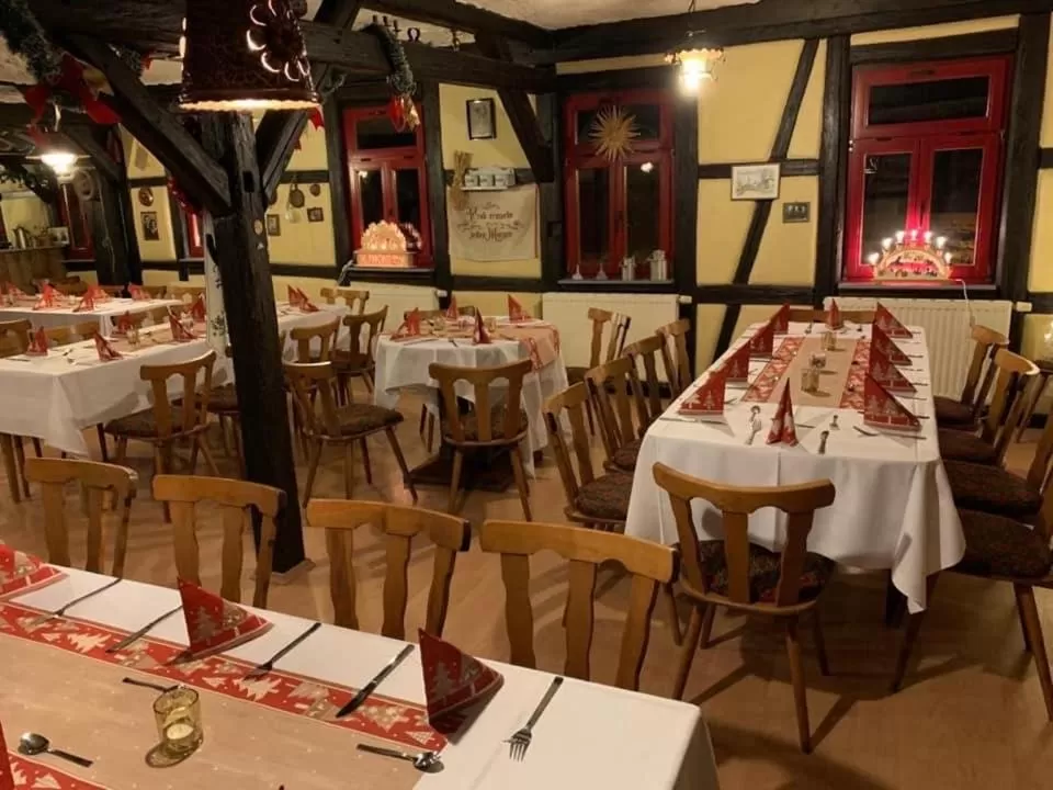 Restaurant/Places to Eat in Gasthaus Zur Weintraube