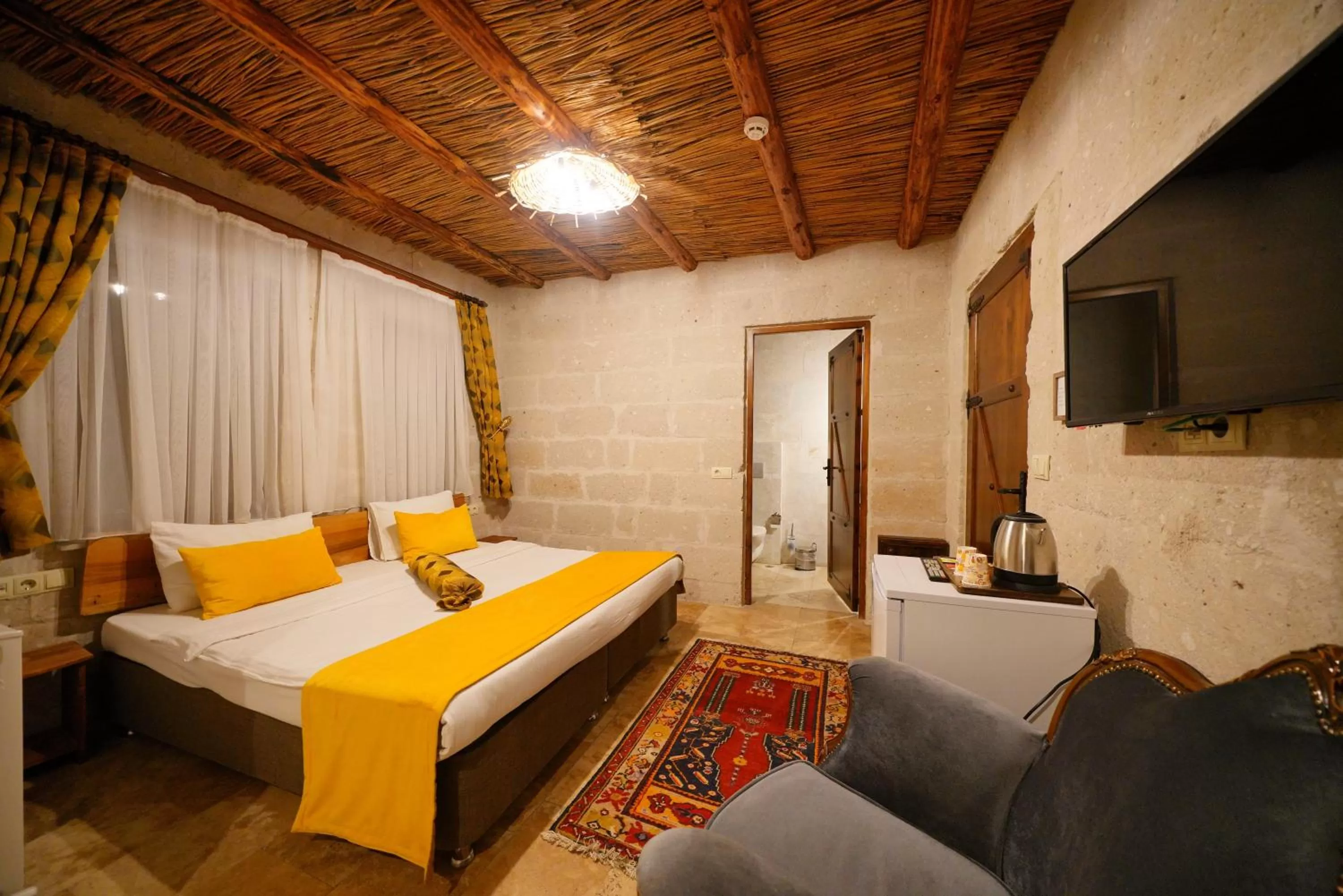 Bedroom, Bed in Cappadocia Nar Cave House & Swimming Pool