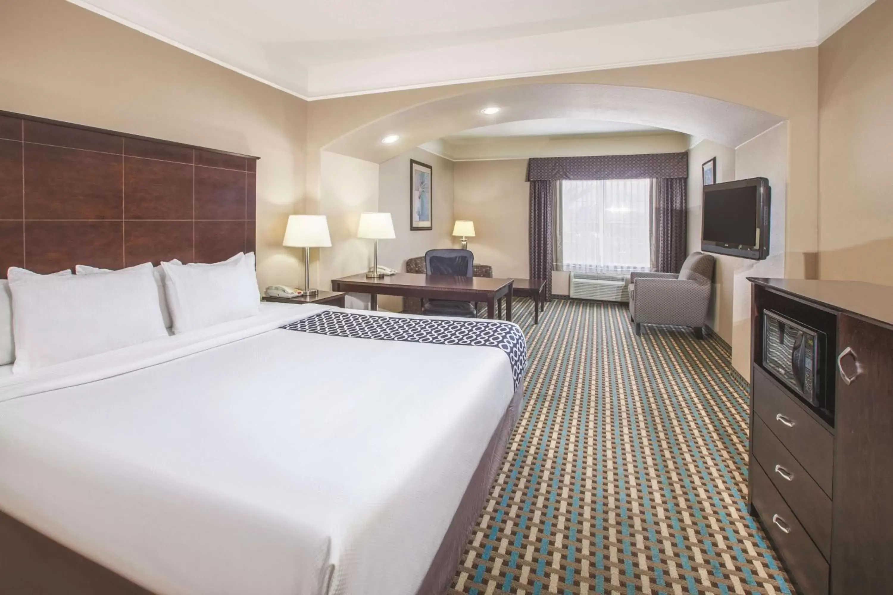 Executive King Room in La Quinta by Wyndham Bay City Executive King Room in La Quinta by Wyndham Bay City