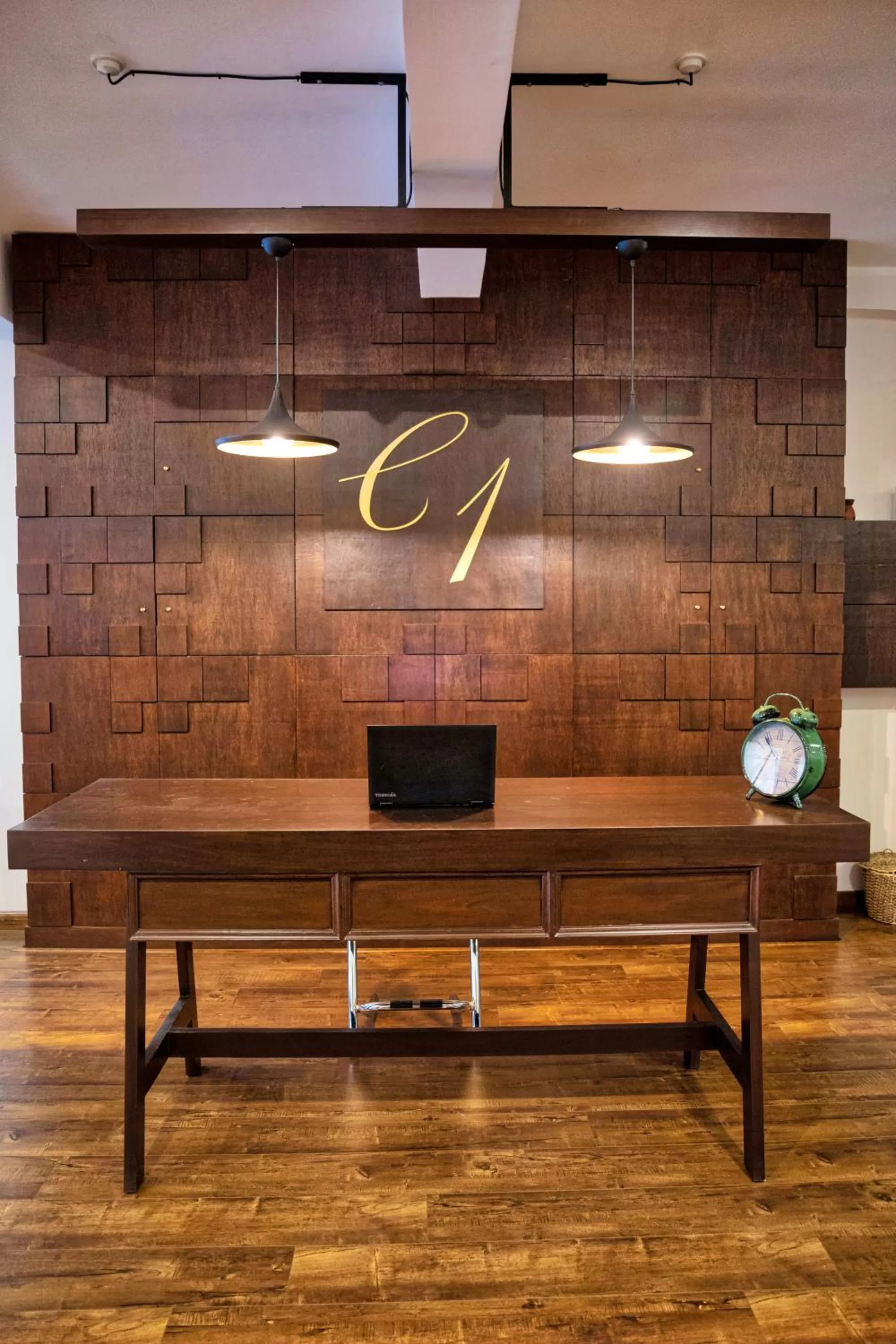 Property building in C 1 Colombo Fort