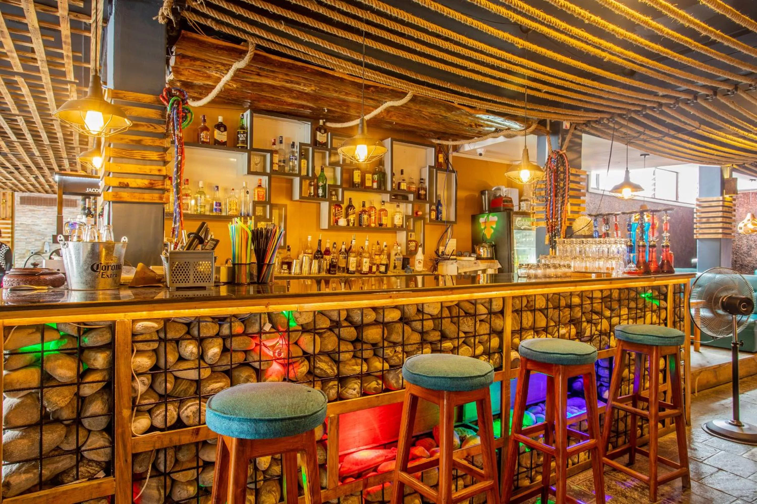 Restaurant/places to eat in Hotel Snowland