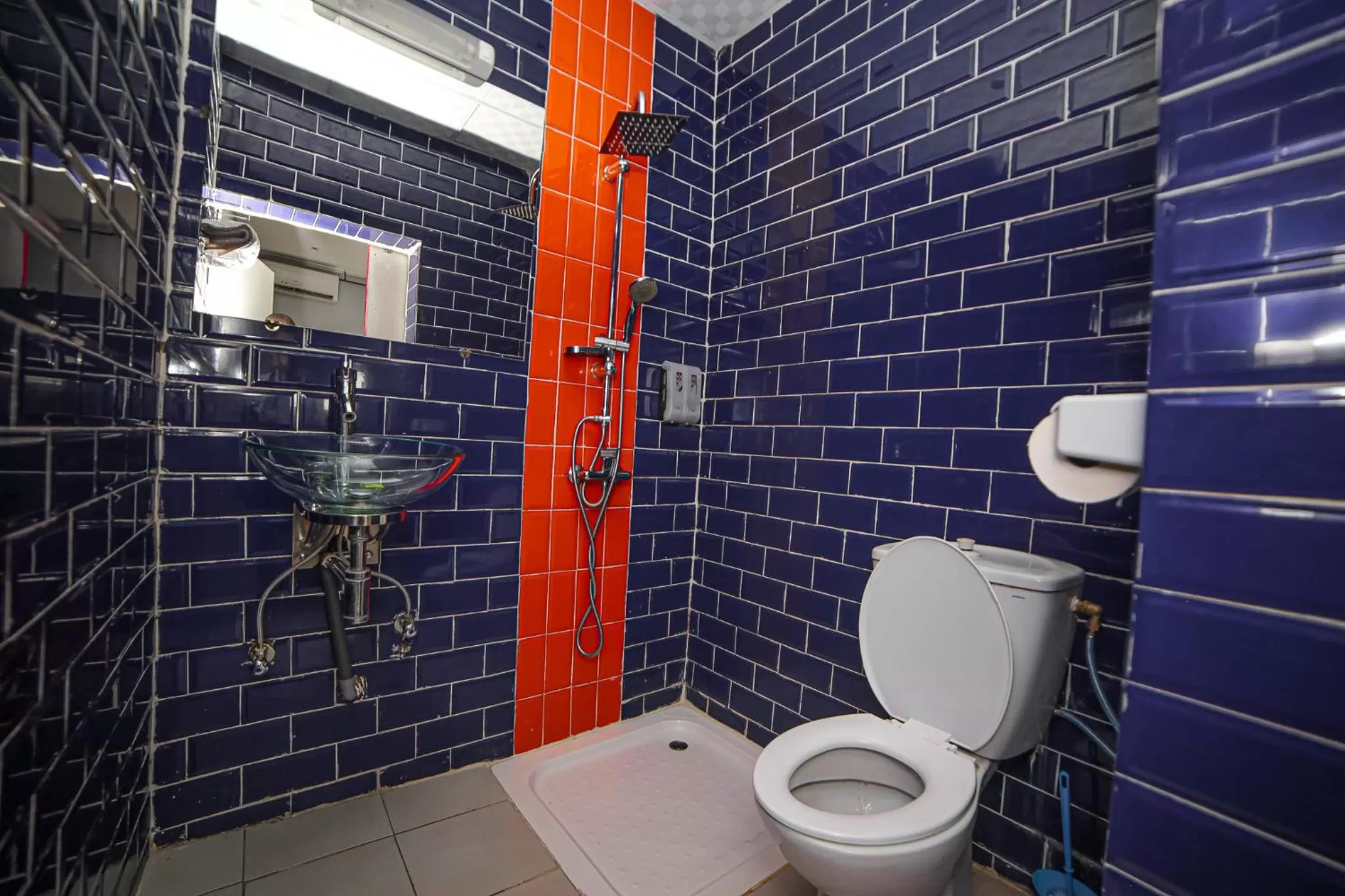 Bathroom in Fini Hotel Bobende