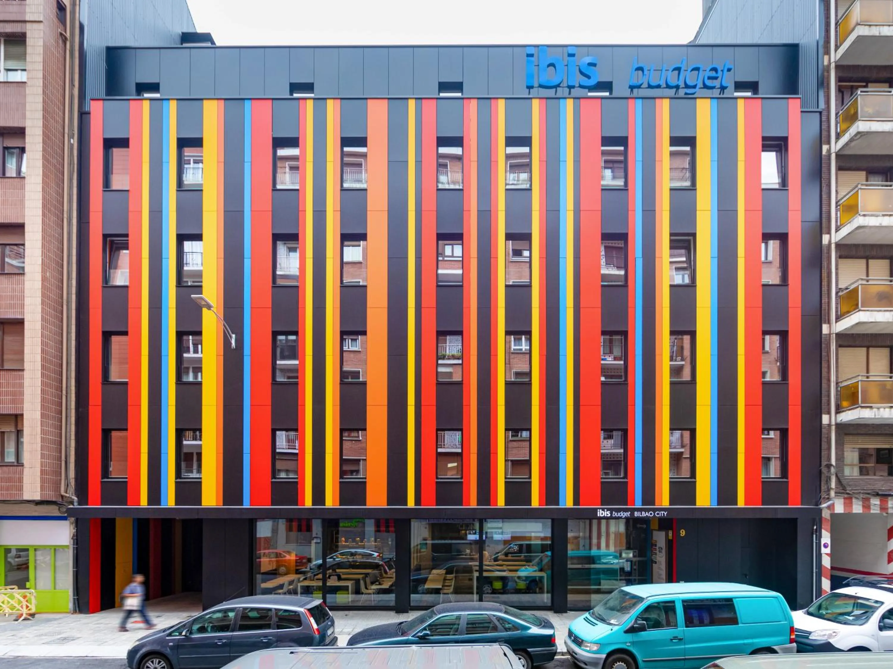 Facade/entrance in Ibis Budget Bilbao City