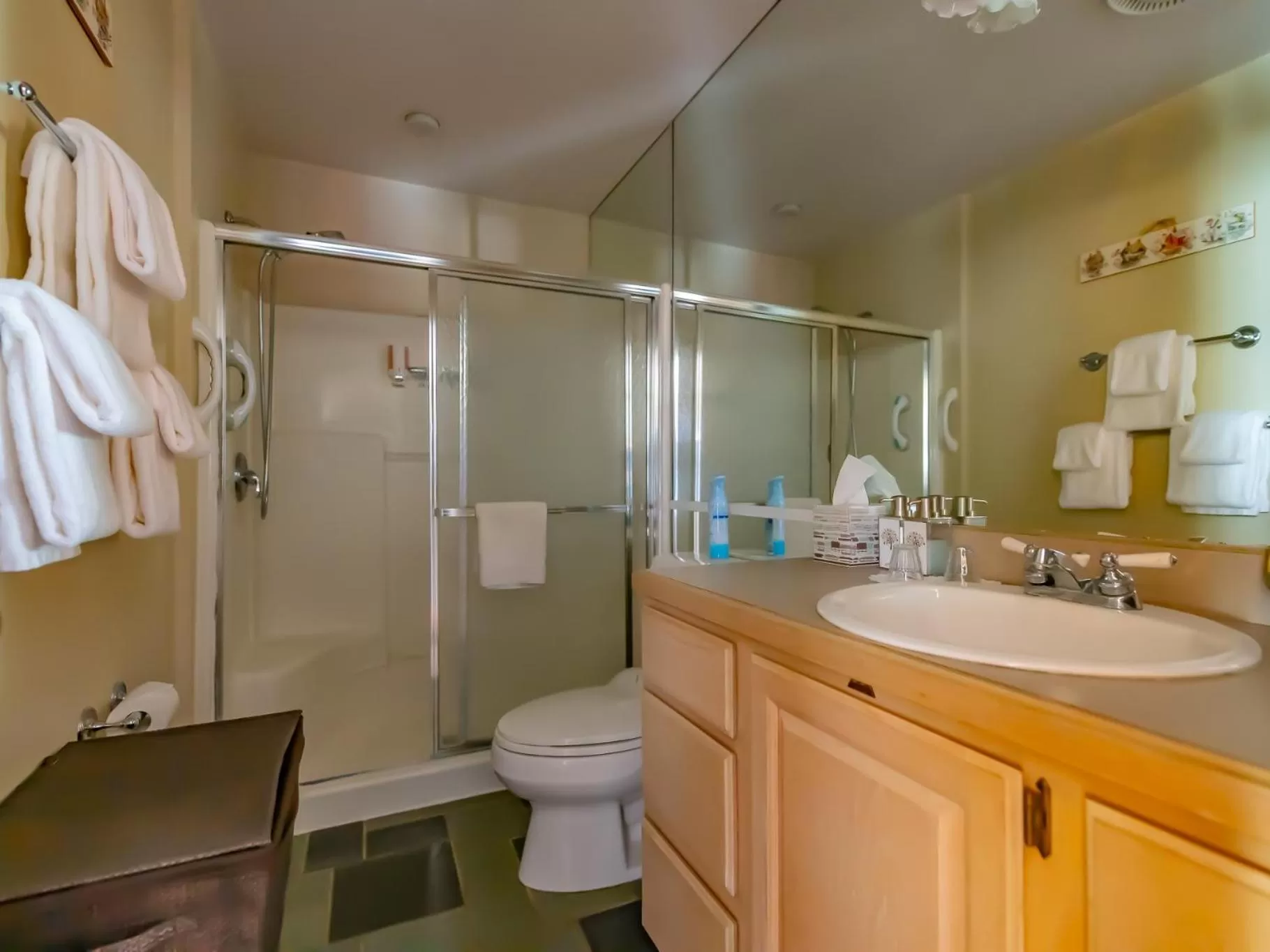 Bathroom in Shaker Mill Inn