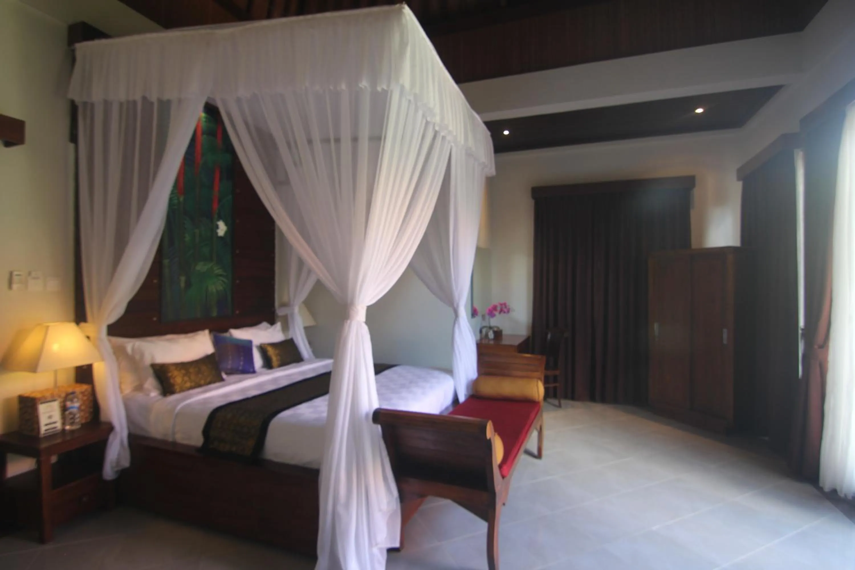 Bed in Ubud Paradise Villa